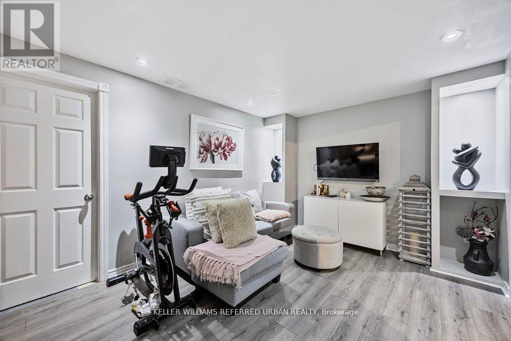 15 - 325 West N Street, Orillia, ON - Indoor