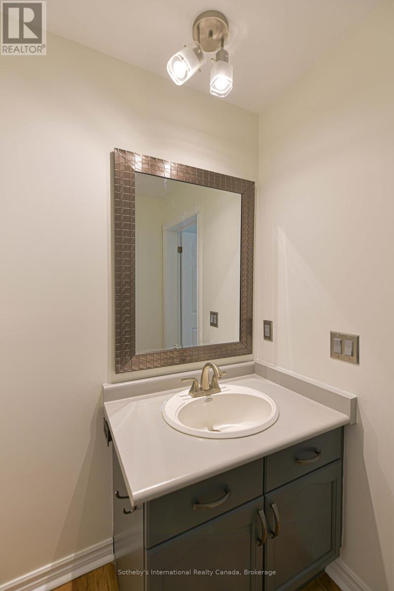 Main 2pc - 101 - 10 Museum Drive, Orillia, ON - Indoor Photo Showing Bathroom