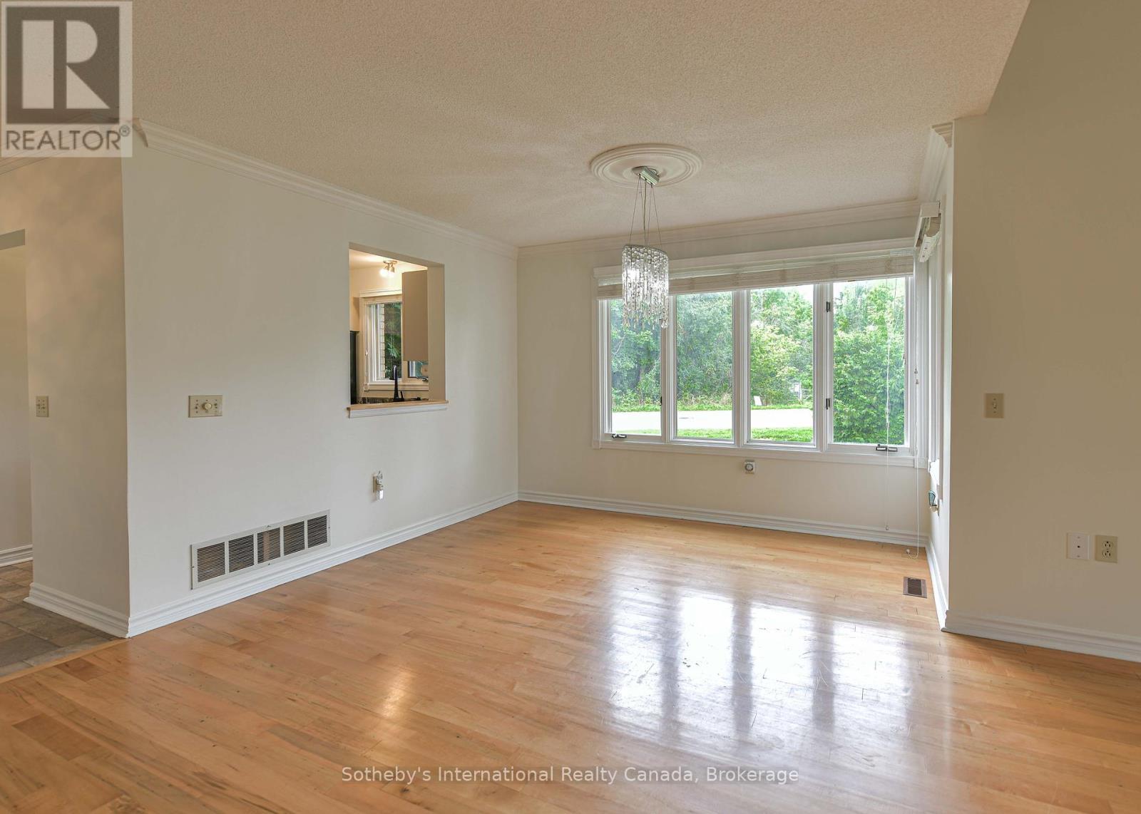 Dining area - 101 - 10 Museum Drive, Orillia, ON - Indoor Photo Showing Other Room