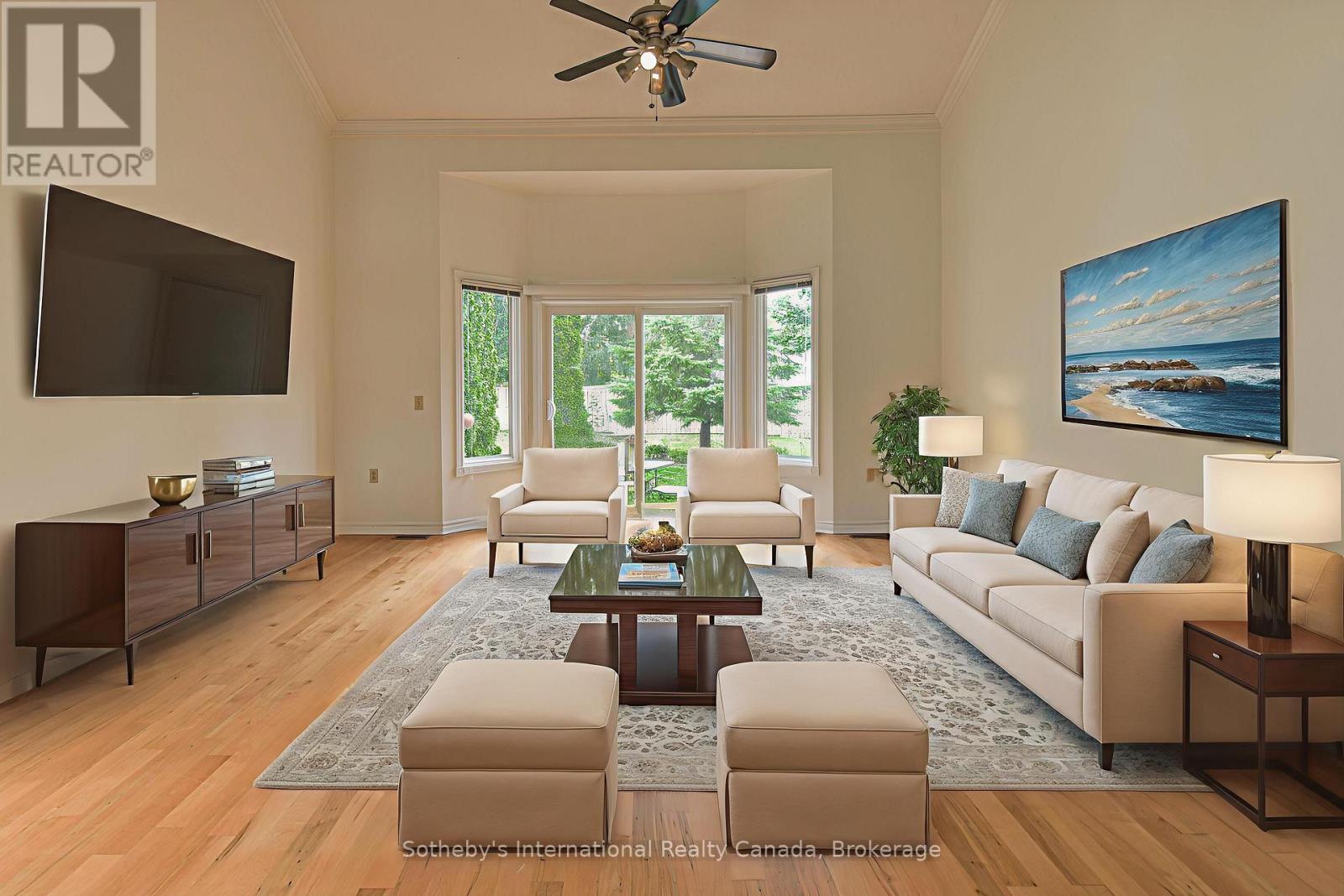 Living/great room - 101 - 10 Museum Drive, Orillia, ON - Indoor Photo Showing Living Room
