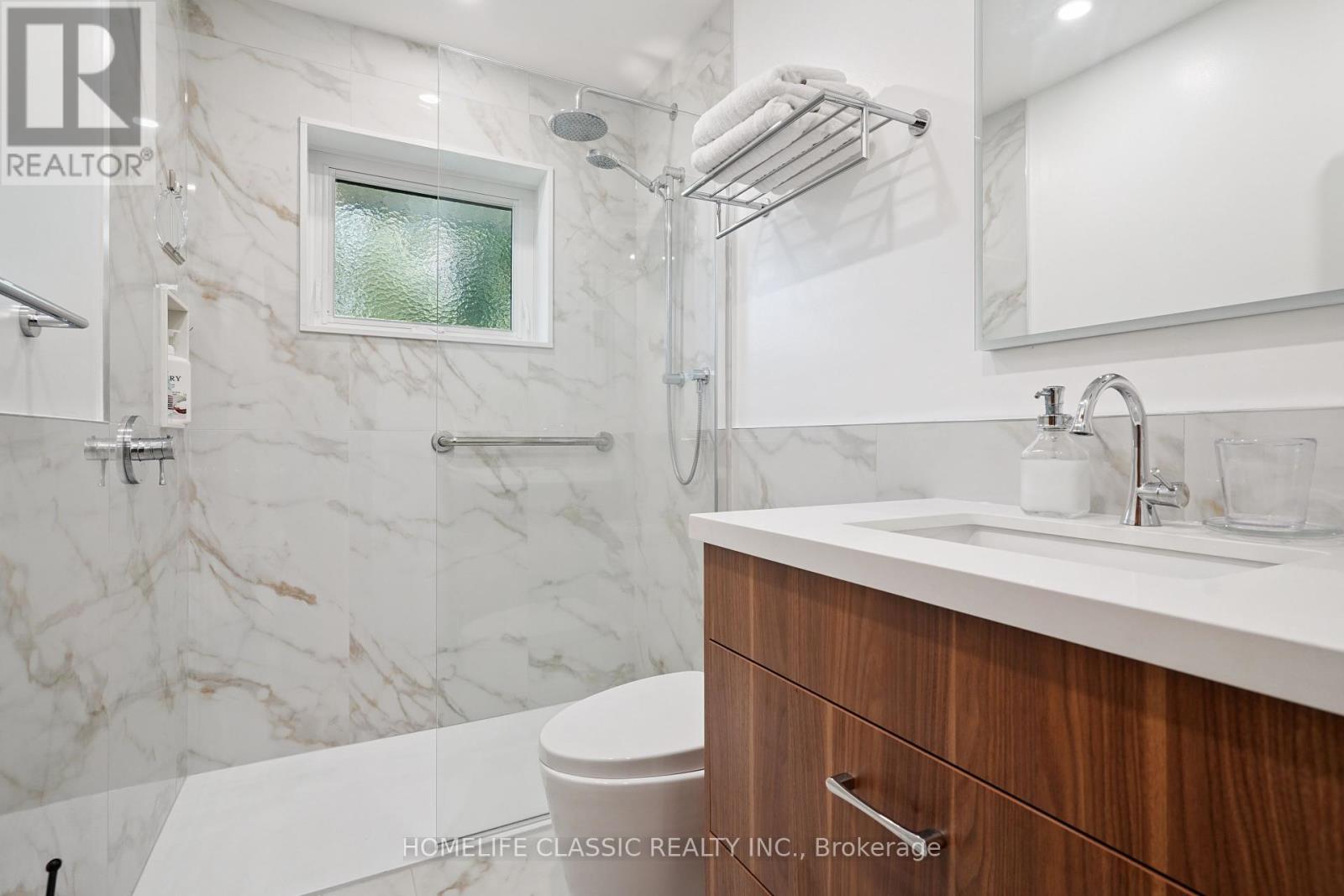 67 Beaver Bend Crescent, Toronto, ON - Indoor Photo Showing Bathroom