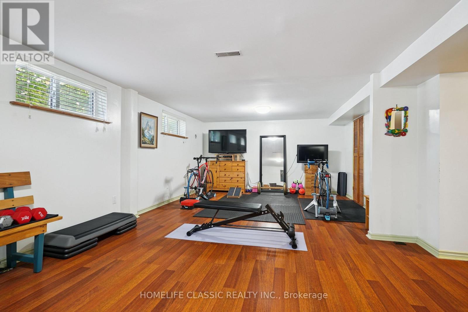 67 Beaver Bend Crescent, Toronto, ON - Indoor Photo Showing Gym Room
