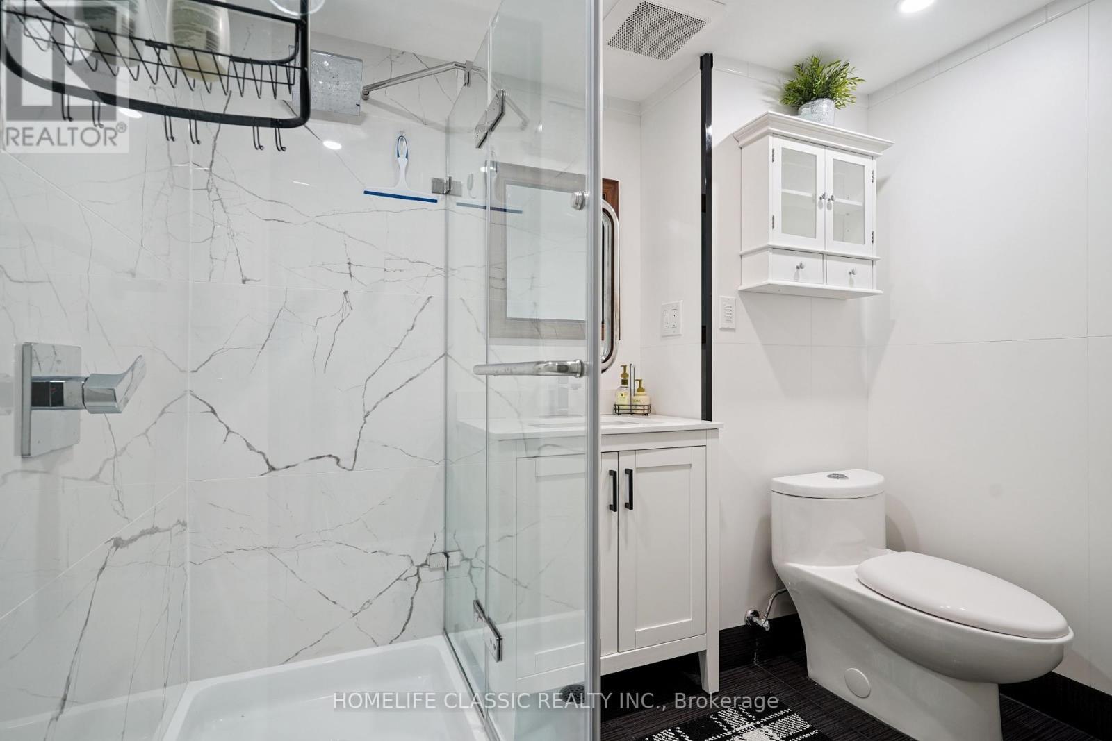 67 Beaver Bend Crescent, Toronto, ON - Indoor Photo Showing Bathroom