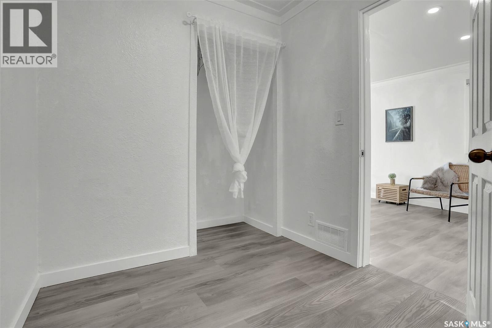 1668 Ottawa Street, Regina, SK - Indoor Photo Showing Other Room