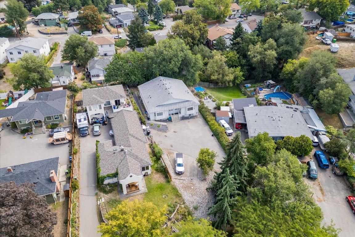 1377 Orchard Drive, Kelowna, BC - Outdoor With View