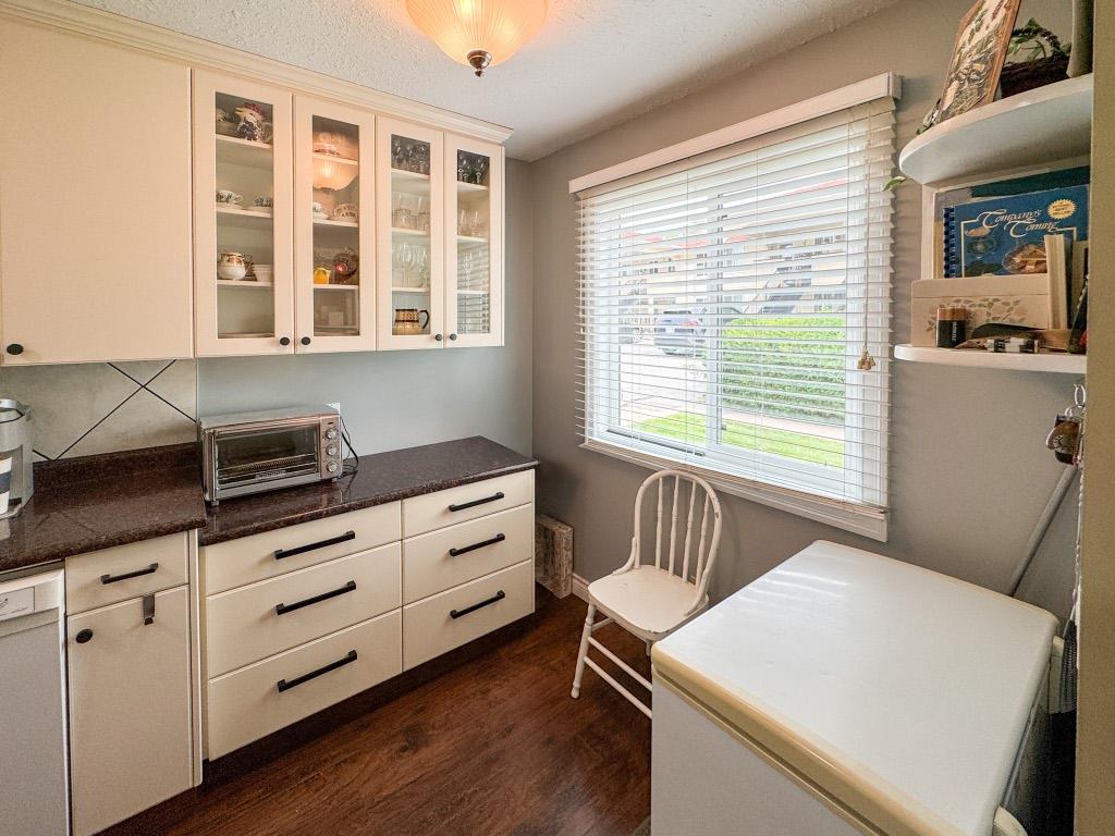 52-9107 62Nd Avenue, Osoyoos, BC - Indoor Photo Showing Kitchen