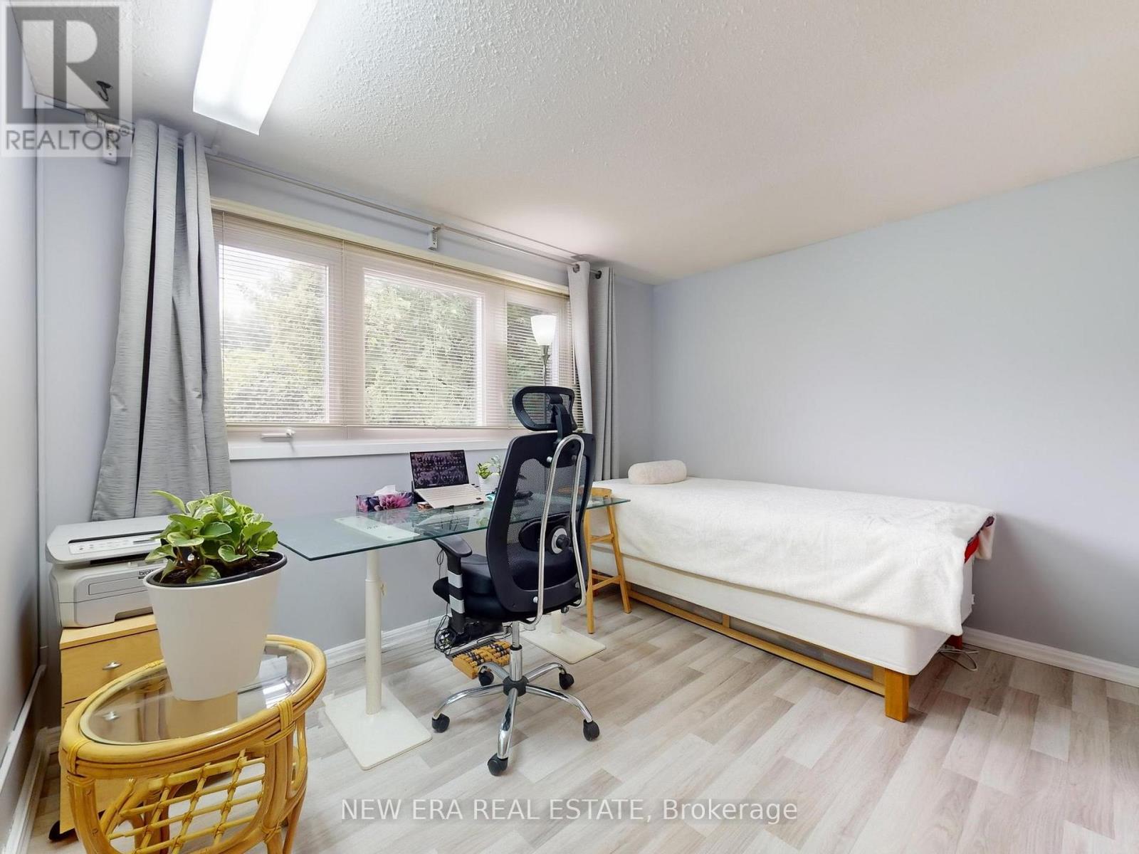 2669 Inlake Court, Mississauga, ON - Indoor Photo Showing Bedroom