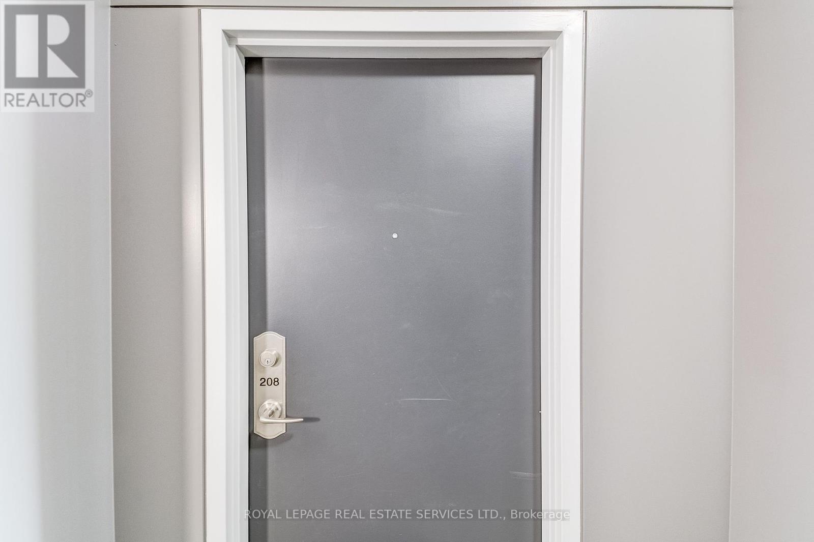 208 - 70 Port Street E, Mississauga, ON -