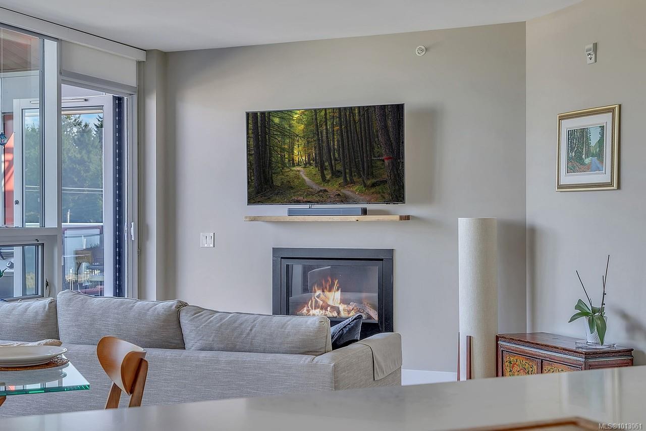 506-3529 Dolphin Dr, Nanoose Bay, BC - Indoor Photo Showing Living Room With Fireplace