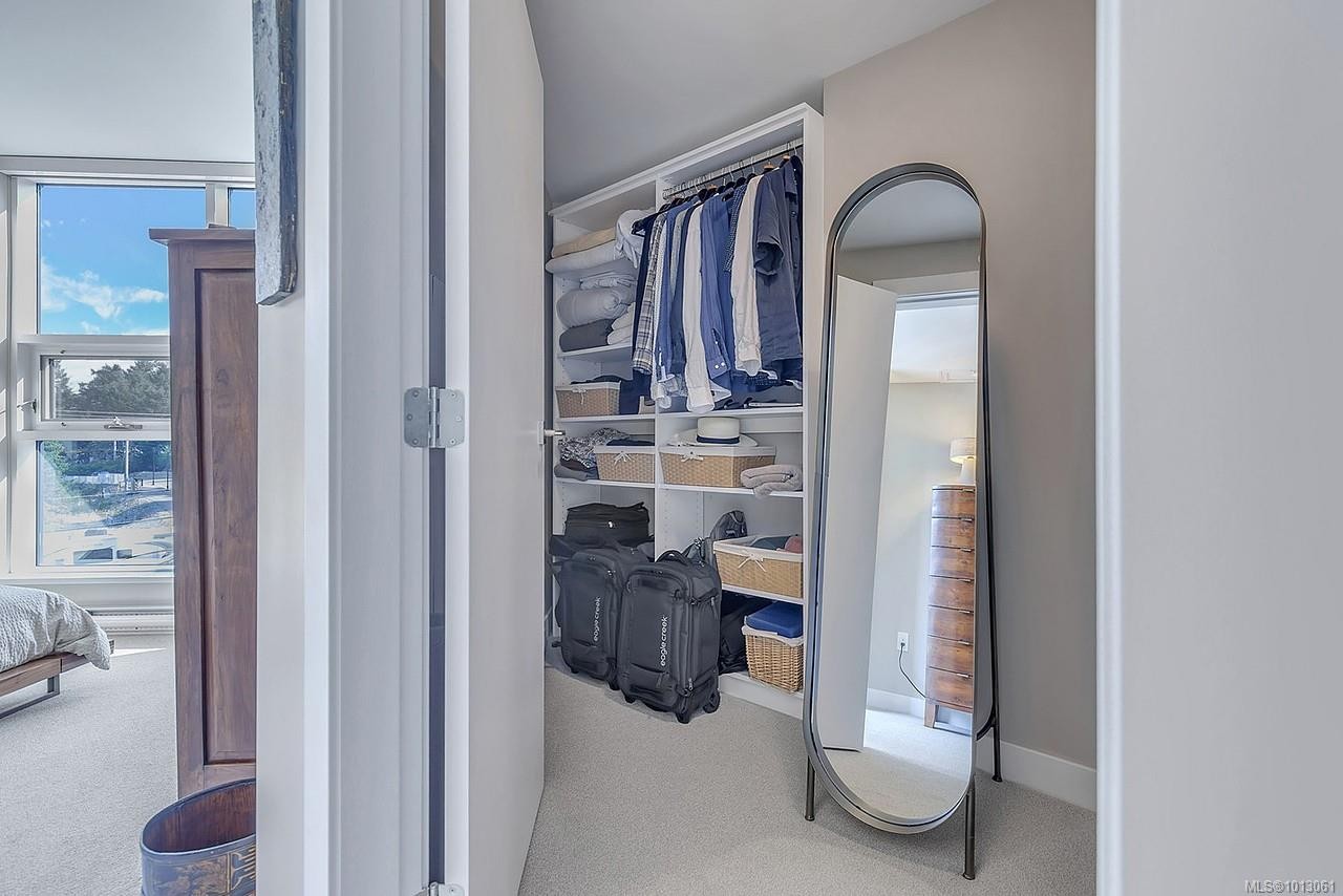 506-3529 Dolphin Dr, Nanoose Bay, BC - Indoor With Storage