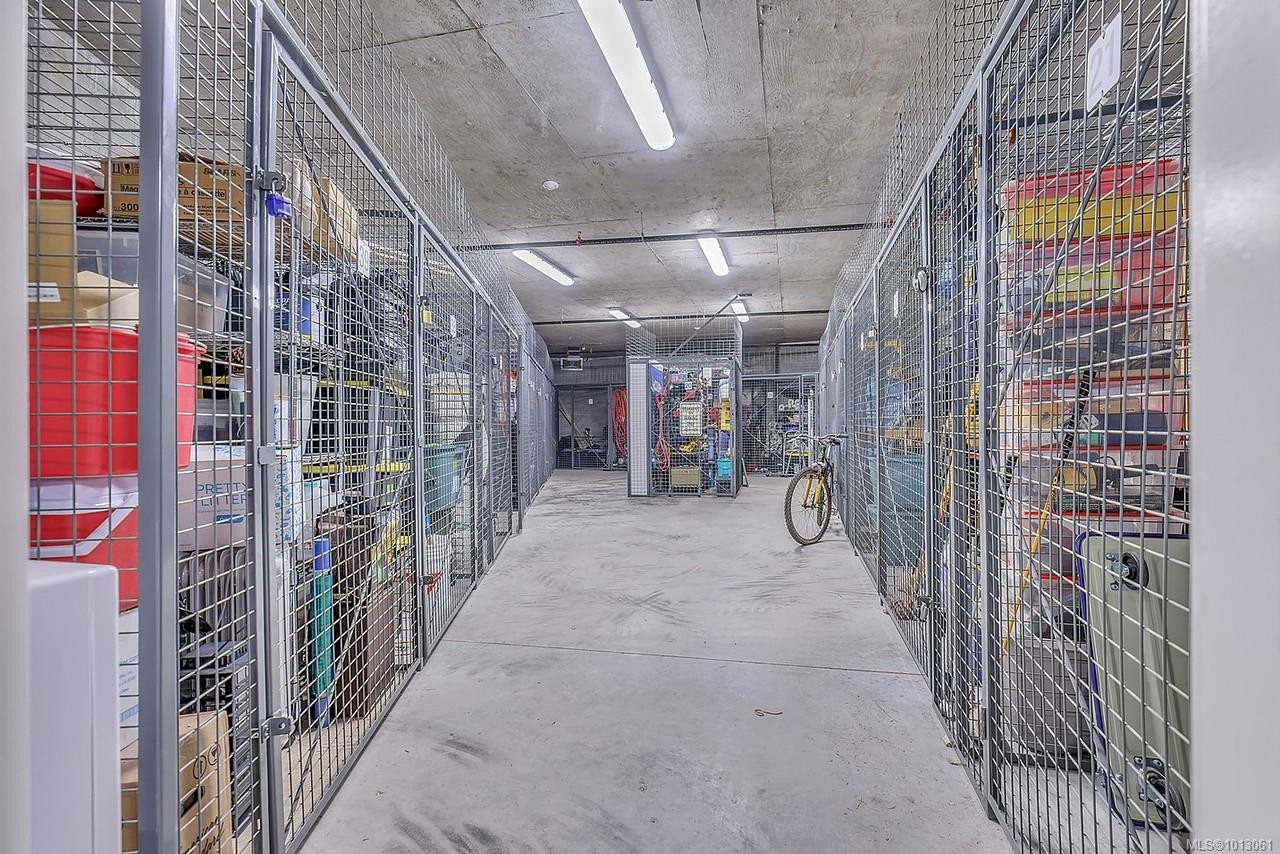 506-3529 Dolphin Dr, Nanoose Bay, BC - Indoor With Storage