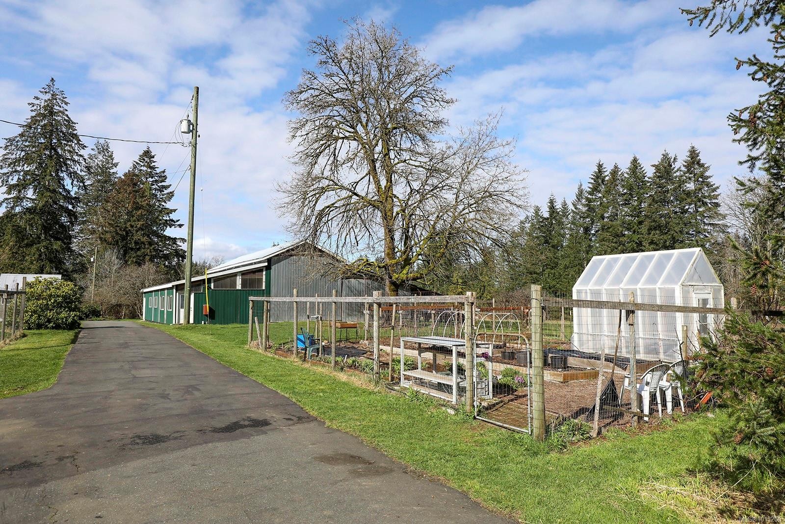 7792 Island Hwy North, Black Creek, BC