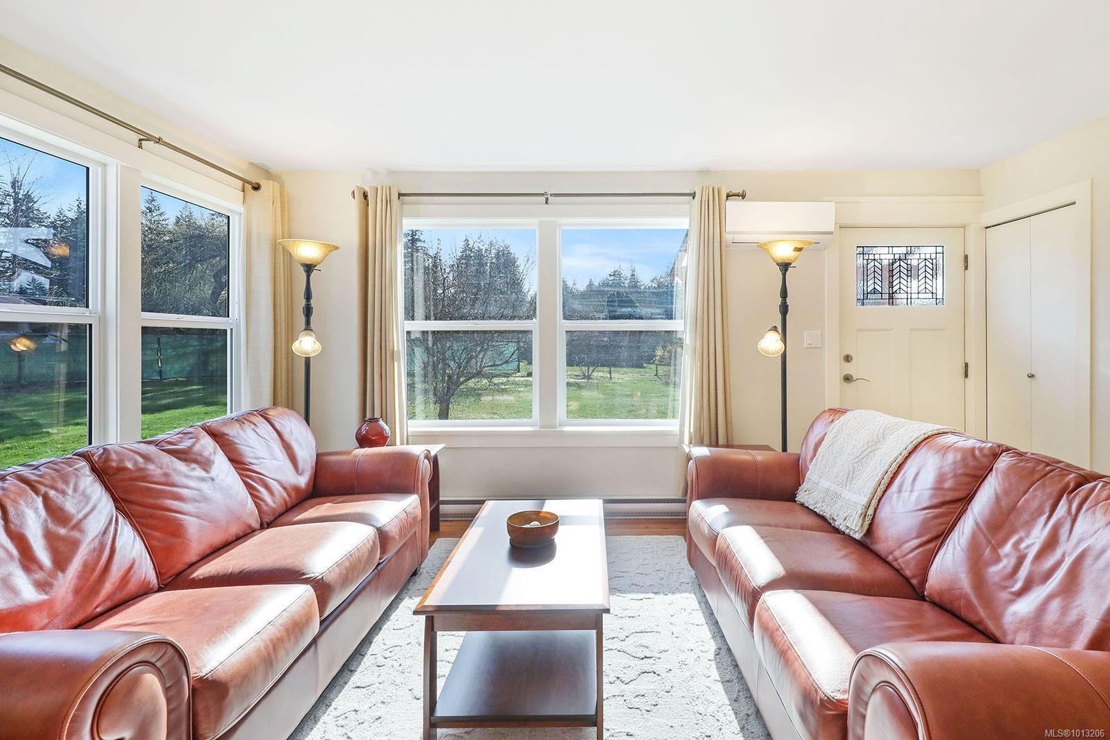 7792 Island Hwy North, Black Creek, BC