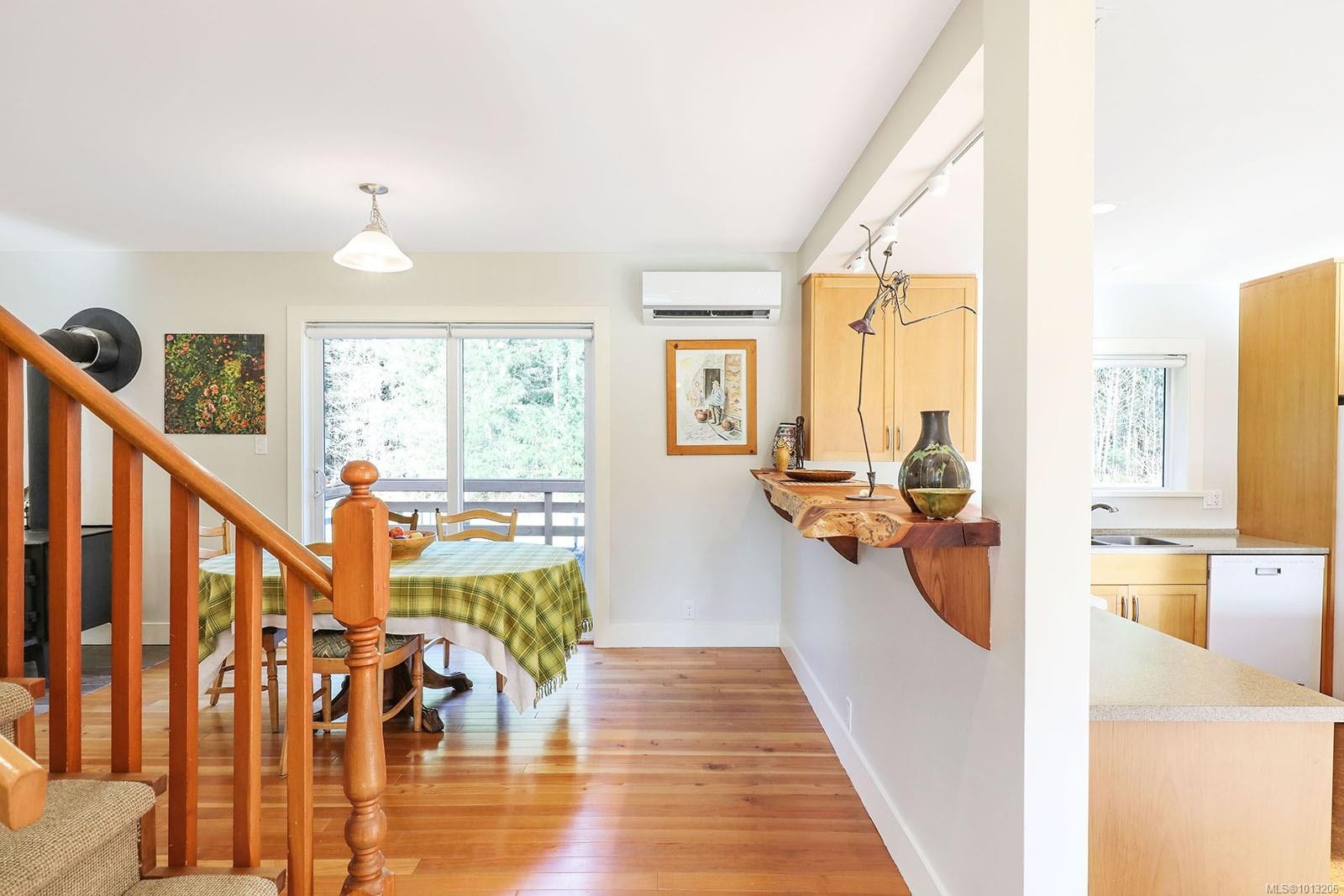 7792 Island Hwy North, Black Creek, BC