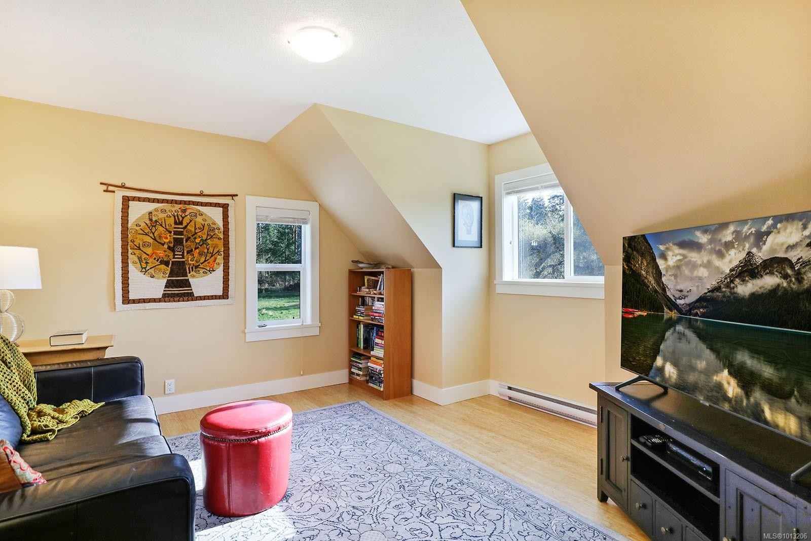 7792 Island Hwy North, Black Creek, BC