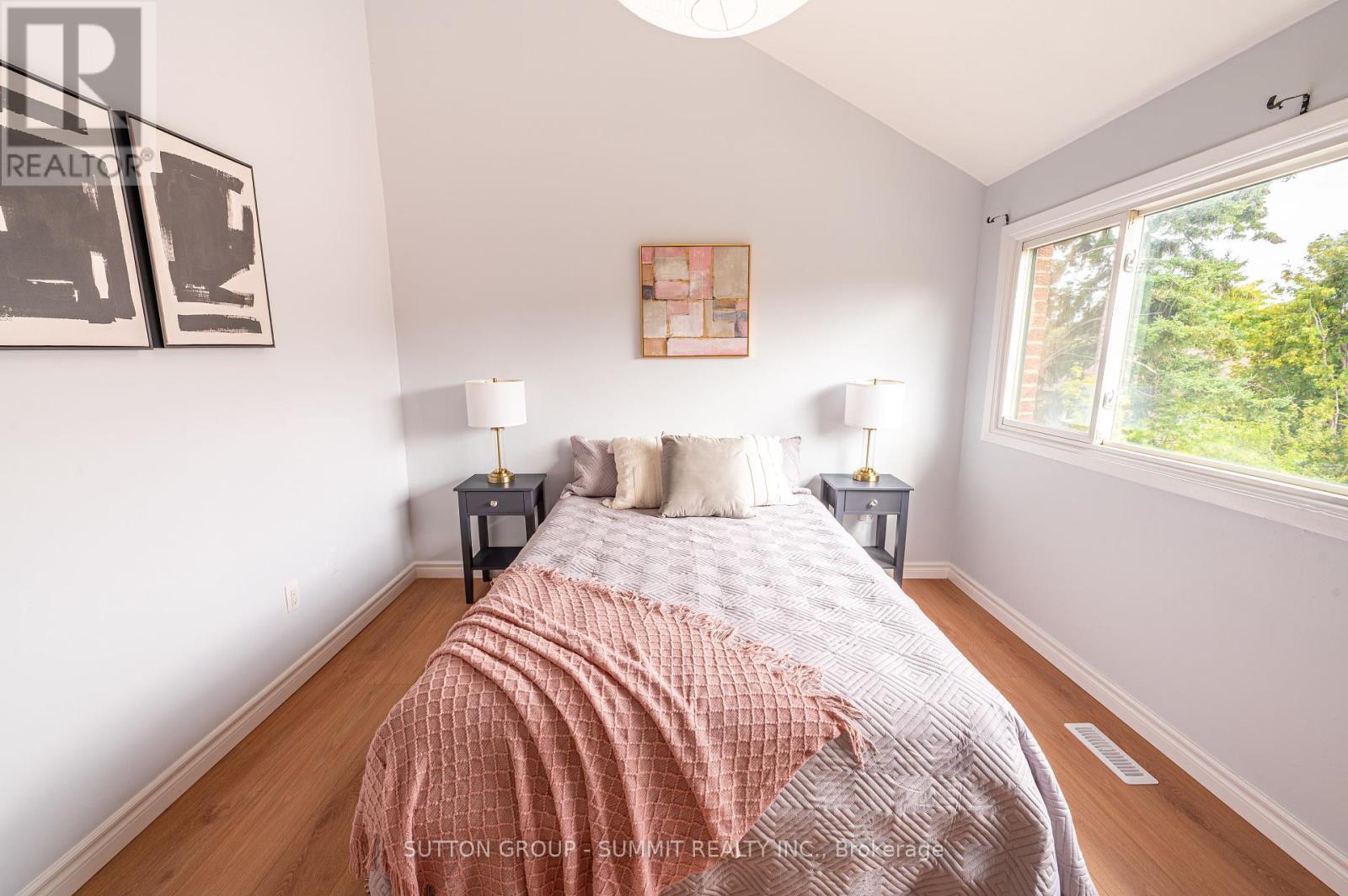 134 Song Meadowway, Toronto, ON - Indoor Photo Showing Bedroom