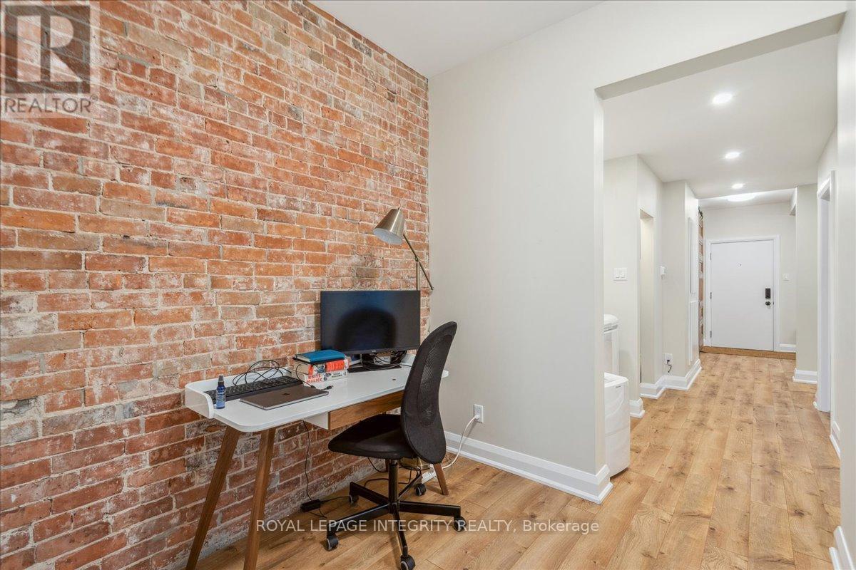 468-470 Besserer Street, Ottawa, ON - Indoor Photo Showing Office