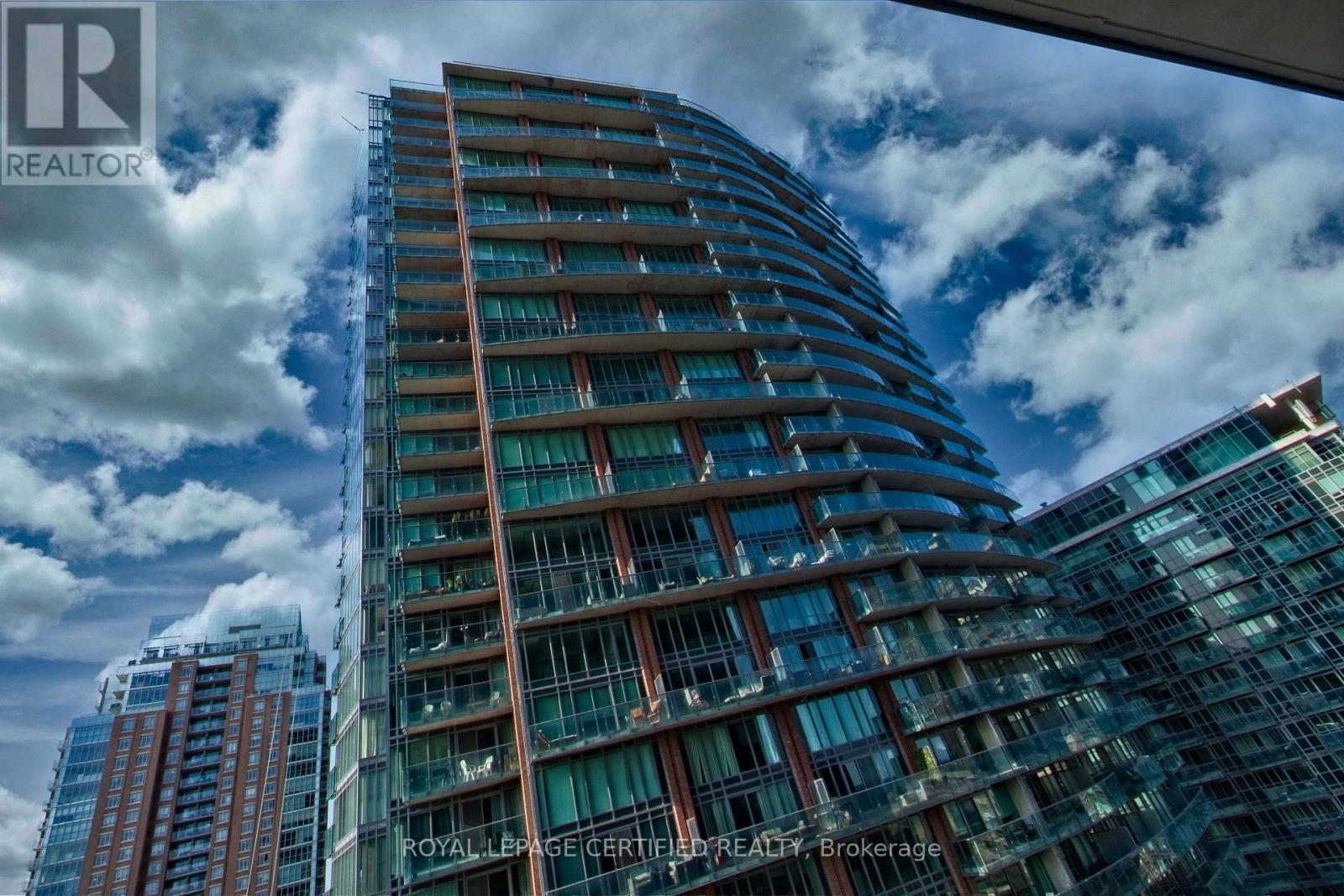 806 - 135 East Liberty Street, Toronto, ON - Outdoor With Facade