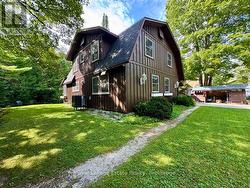 A 3-bd 2-bth 2 storey home -