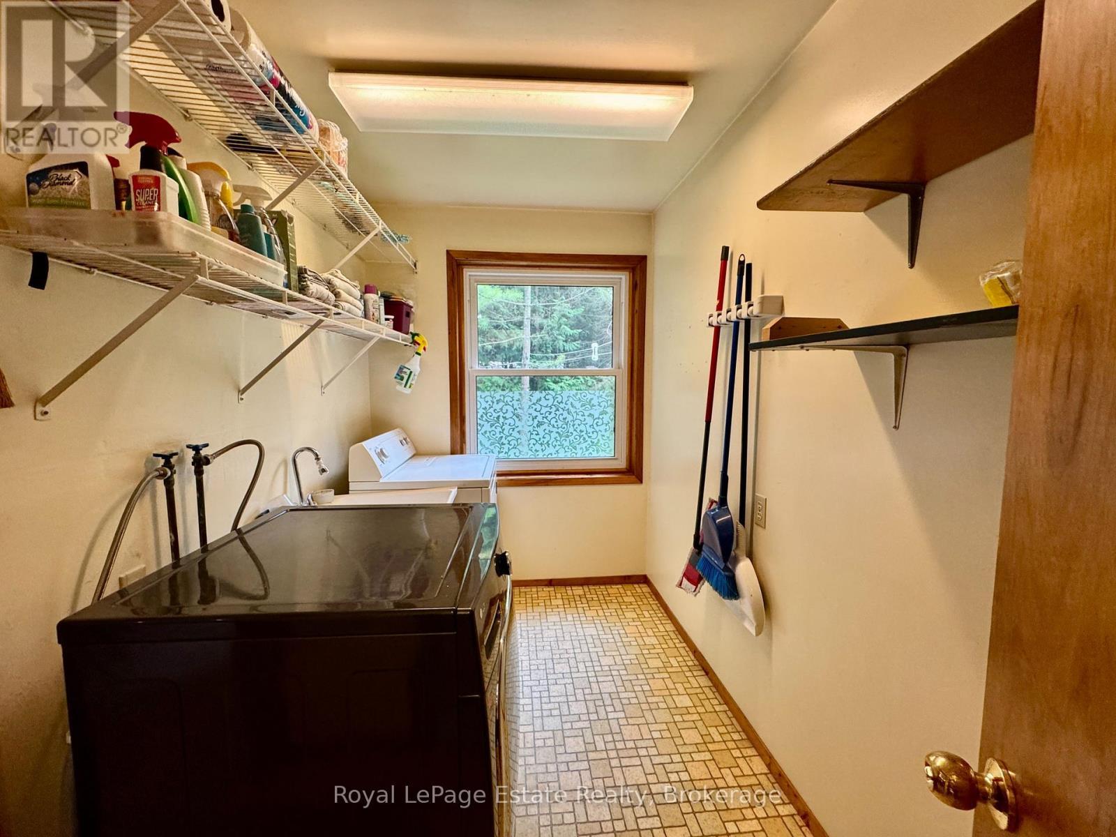 and a laundry room that can also serve as a pantry - 44 Whitefish Boulevard, South Bruce Peninsula, ON - Indoor Photo Showing Other Room