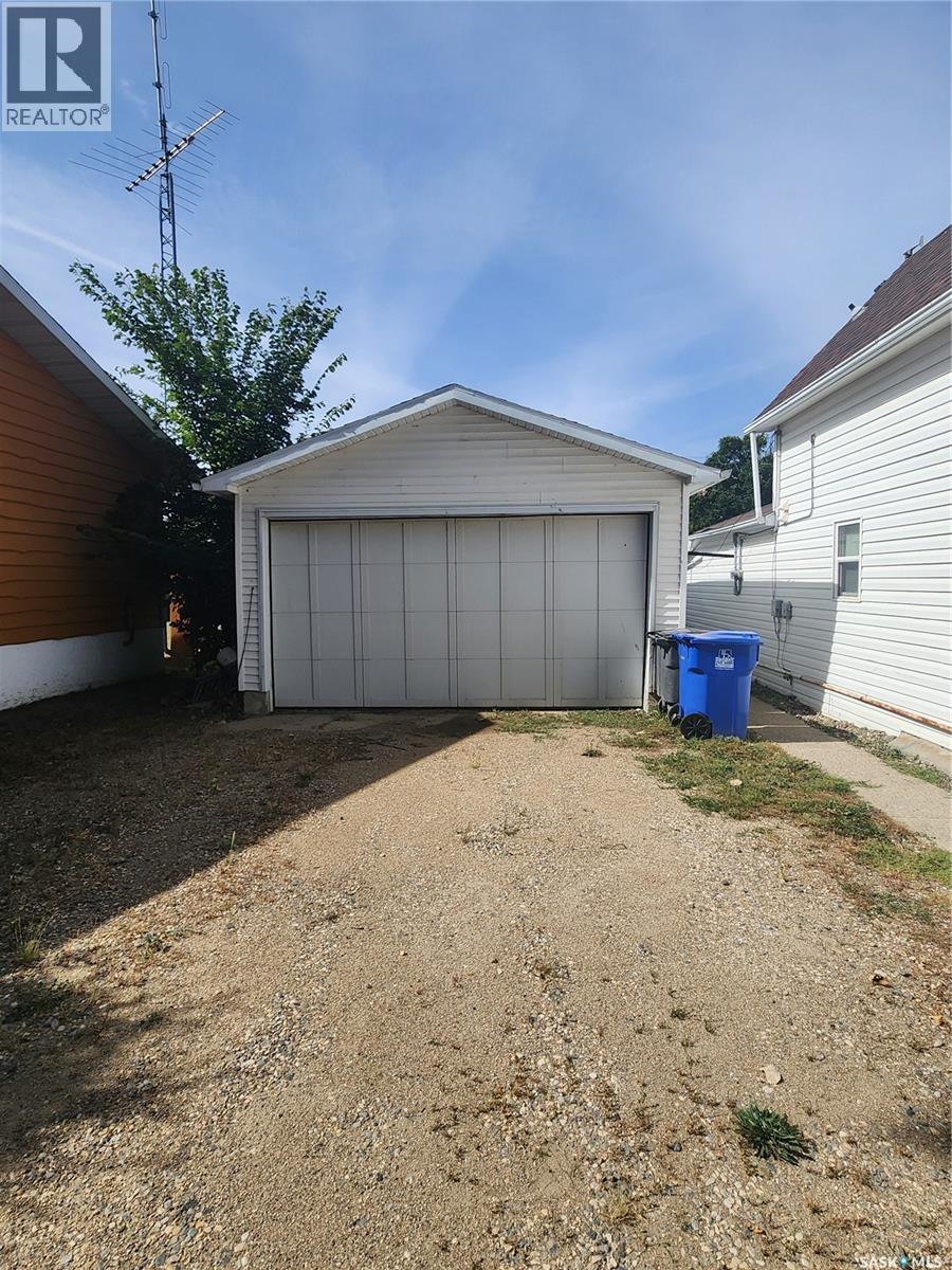 133 Mainprize Street, Midale, SK - Outdoor With Exterior