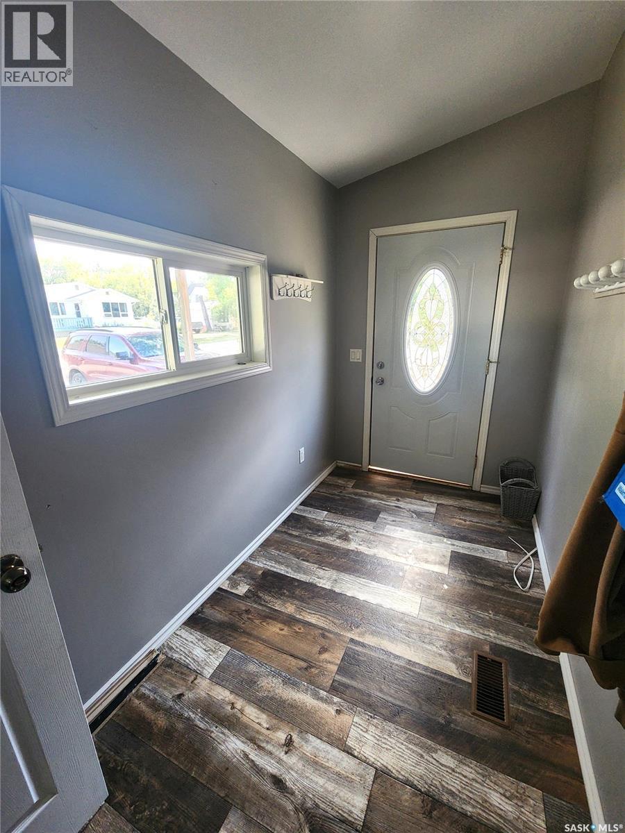 133 Mainprize Street, Midale, SK - Indoor Photo Showing Other Room
