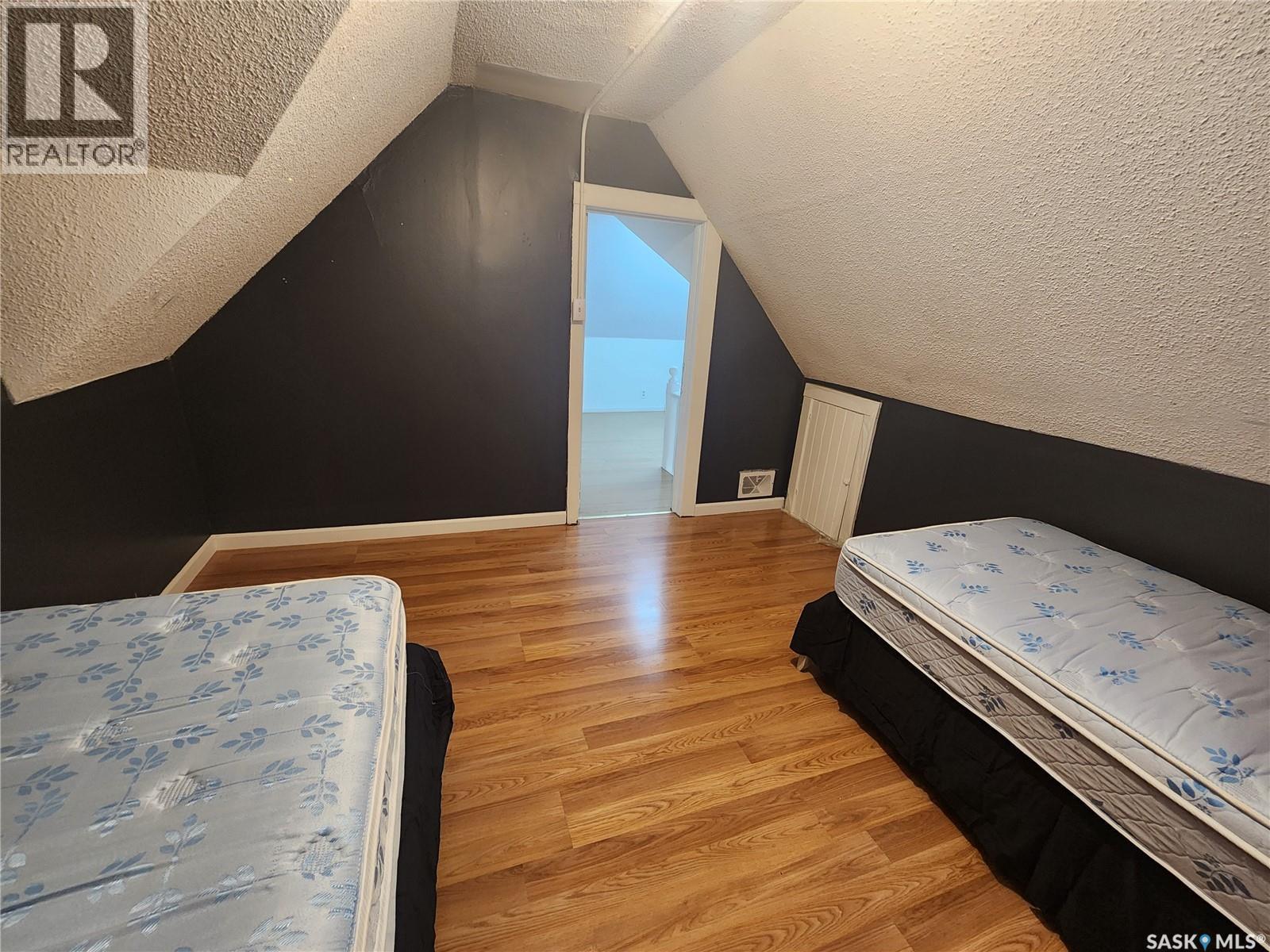 133 Mainprize Street, Midale, SK - Indoor