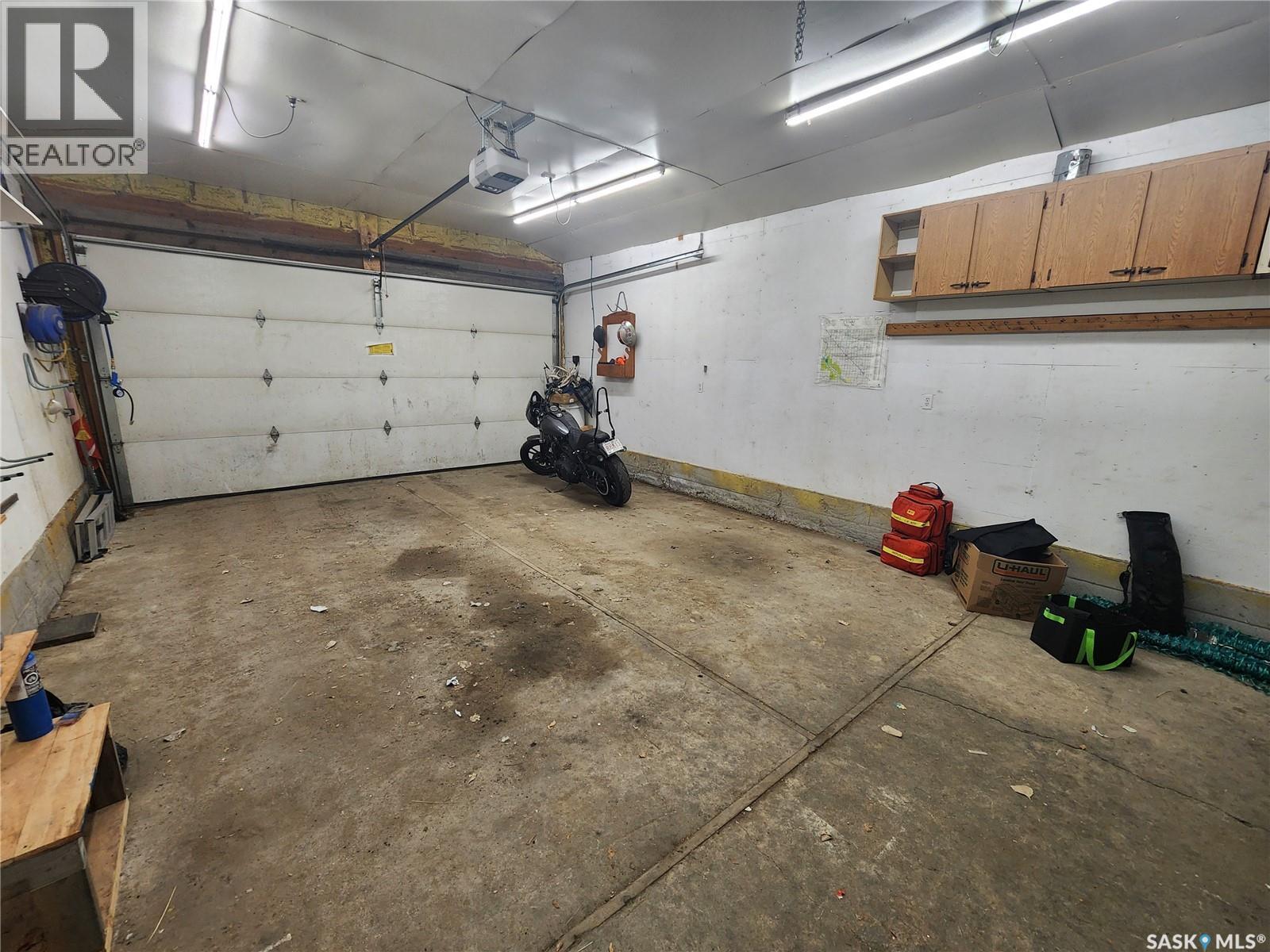 133 Mainprize Street, Midale, SK - Indoor Photo Showing Garage