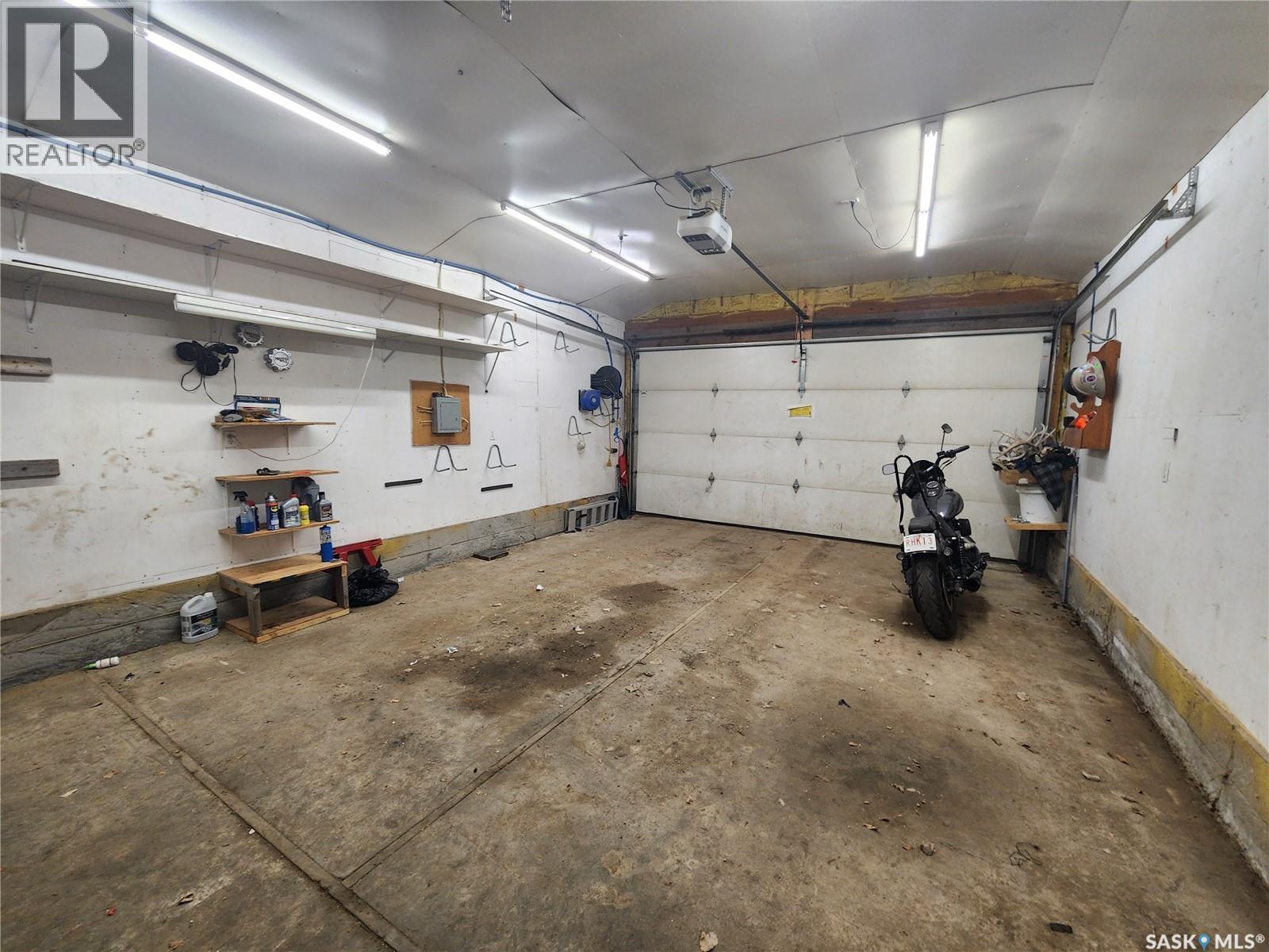 133 Mainprize Street, Midale, SK - Indoor Photo Showing Garage