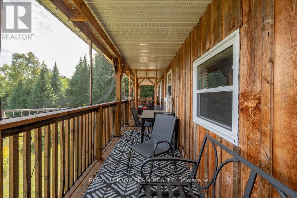 105 Heins Road, Brudenell, Lyndoch And Raglan, ON - Outdoor With Exterior