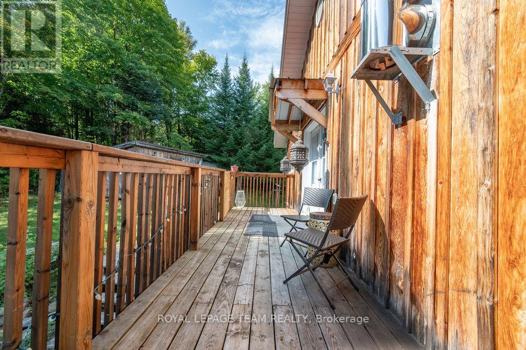 105 Heins Road, Brudenell, Lyndoch And Raglan, ON - Outdoor With Deck Patio Veranda With Exterior