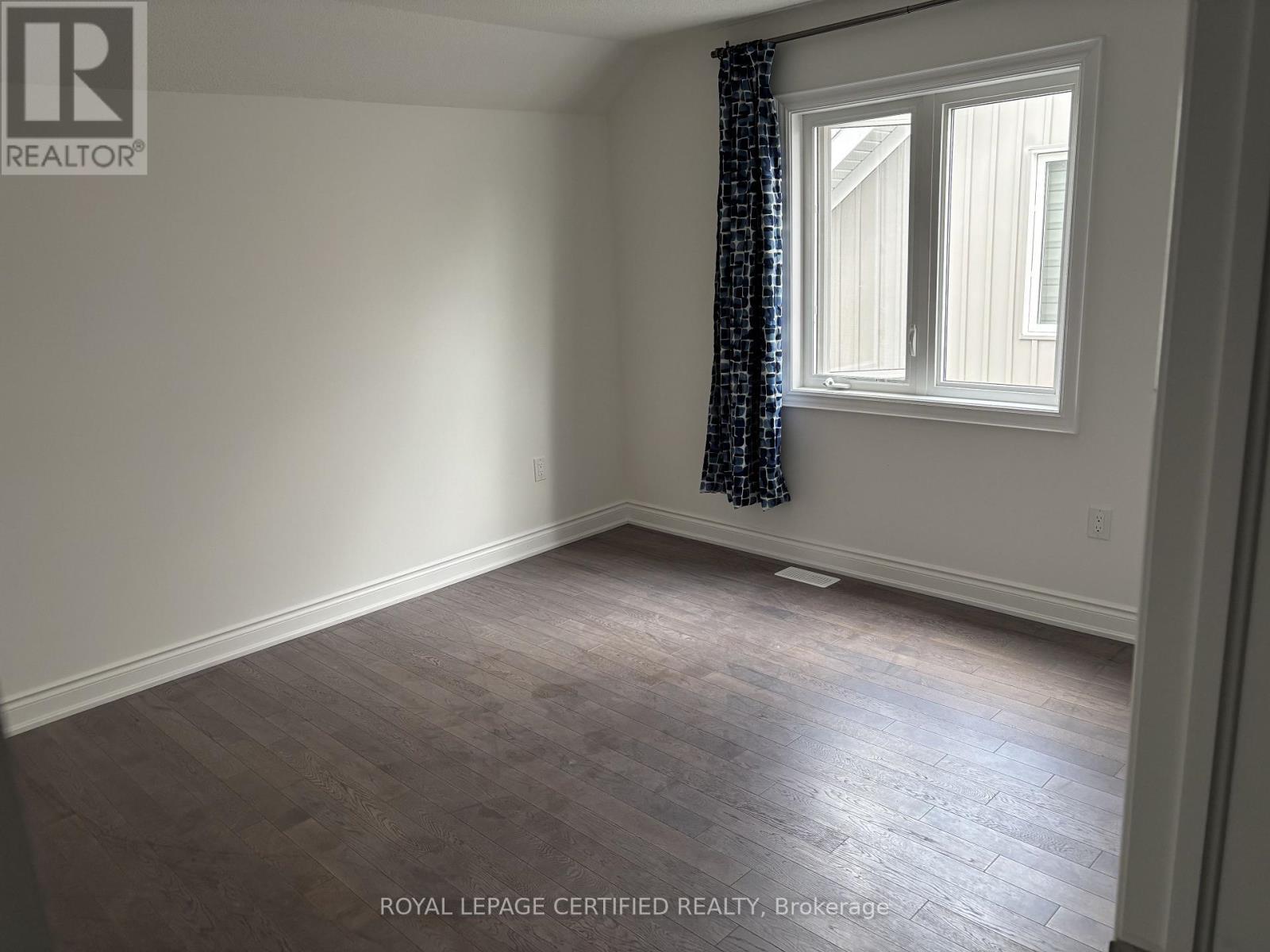 20 62Nd Street S, Wasaga Beach, ON - Indoor Photo Showing Other Room