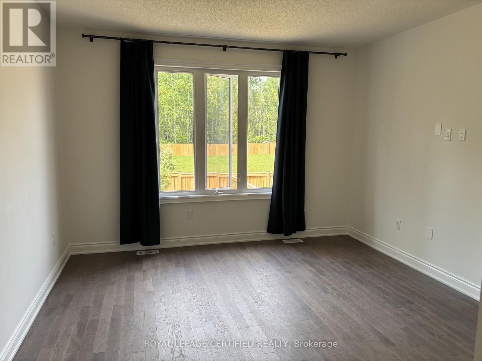 20 62Nd Street S, Wasaga Beach, ON - Indoor Photo Showing Other Room