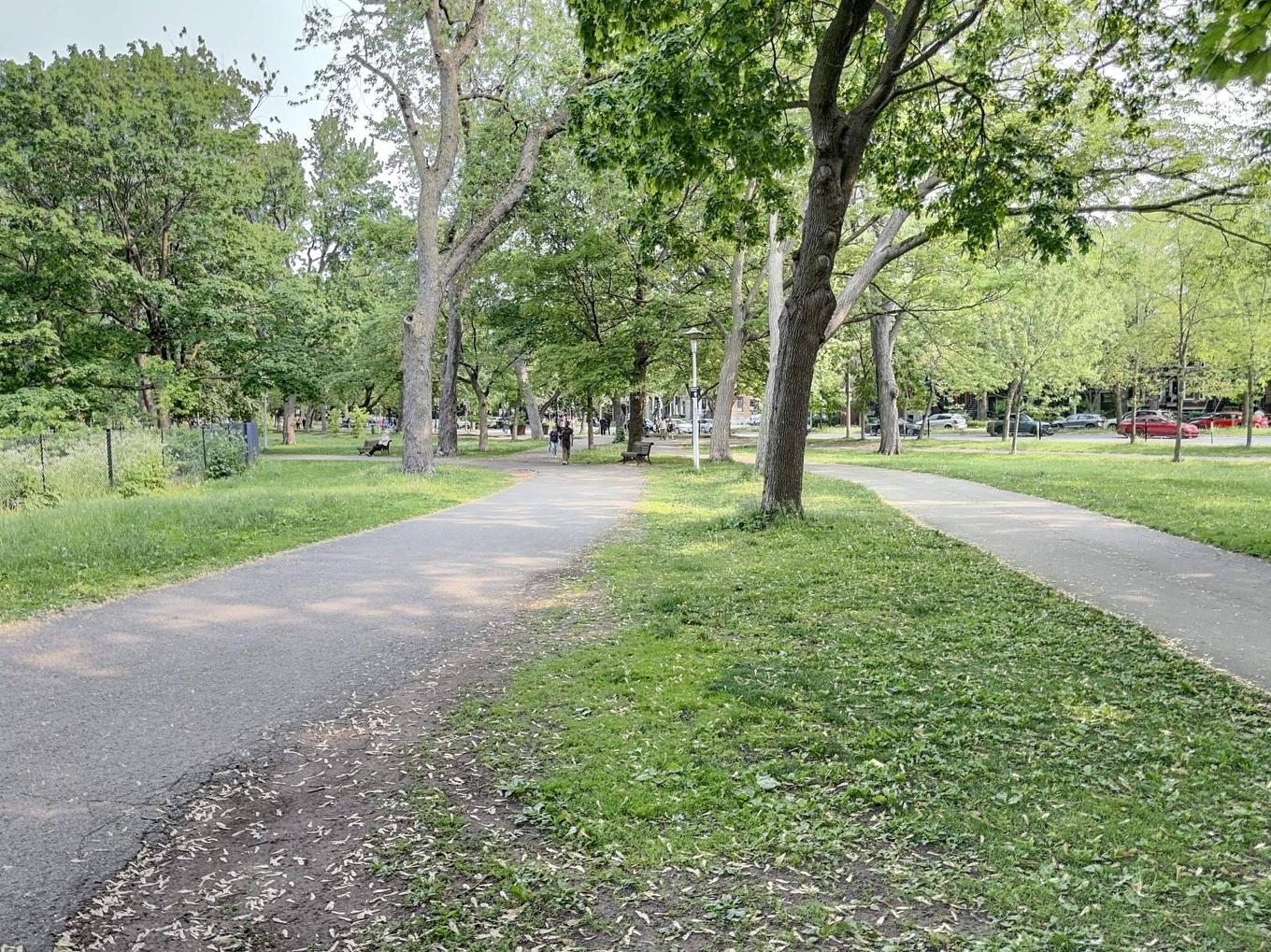 Nearby - 919 Av. Duluth E., Montréal (Le Plateau-Mont-Royal), QC - Outdoor