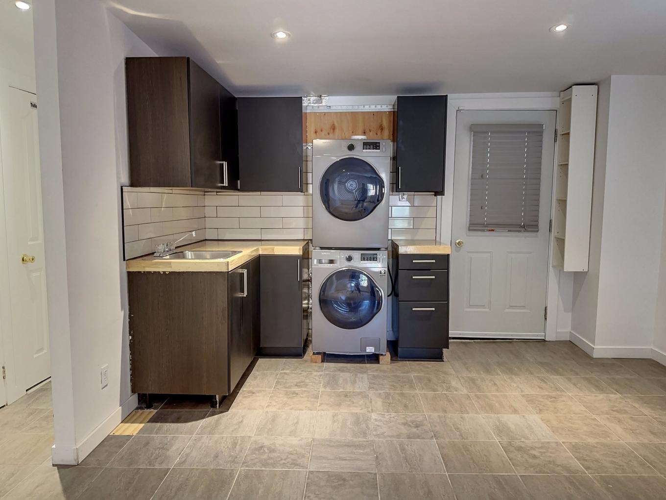Laundry room - 919 Av. Duluth E., Montréal (Le Plateau-Mont-Royal), QC - Indoor Photo Showing Laundry Room