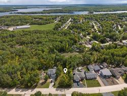 26 Cameron RD Pinawa, MB R0E 1L0