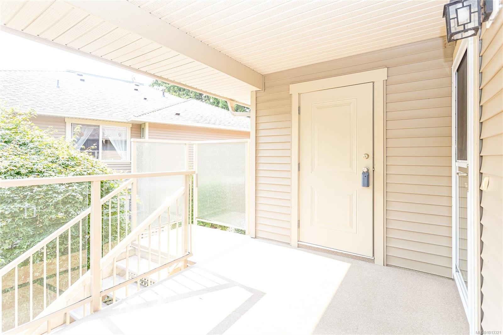 201-4436 Hedgestone Pl, Nanaimo, BC