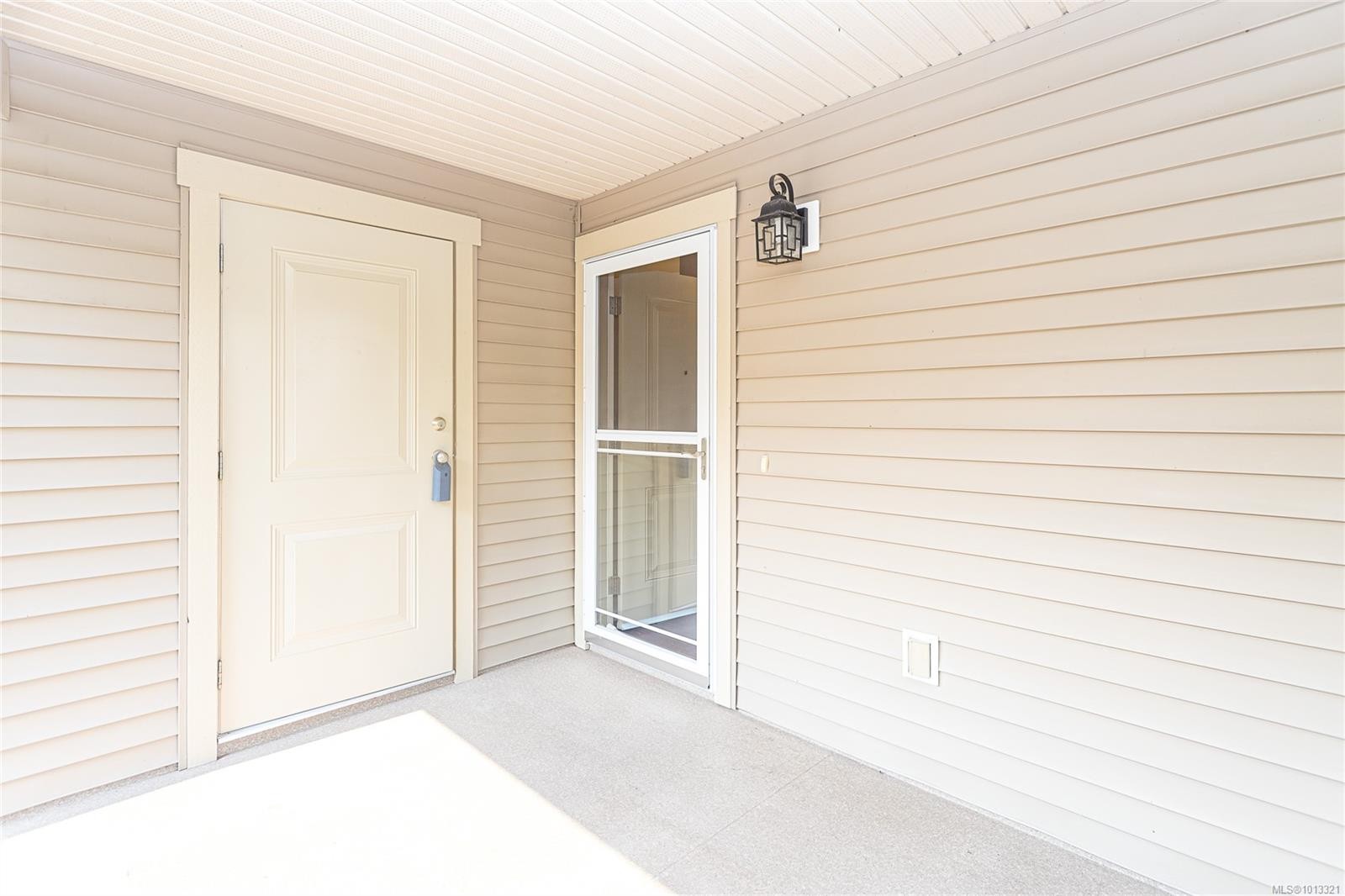 201-4436 Hedgestone Pl, Nanaimo, BC