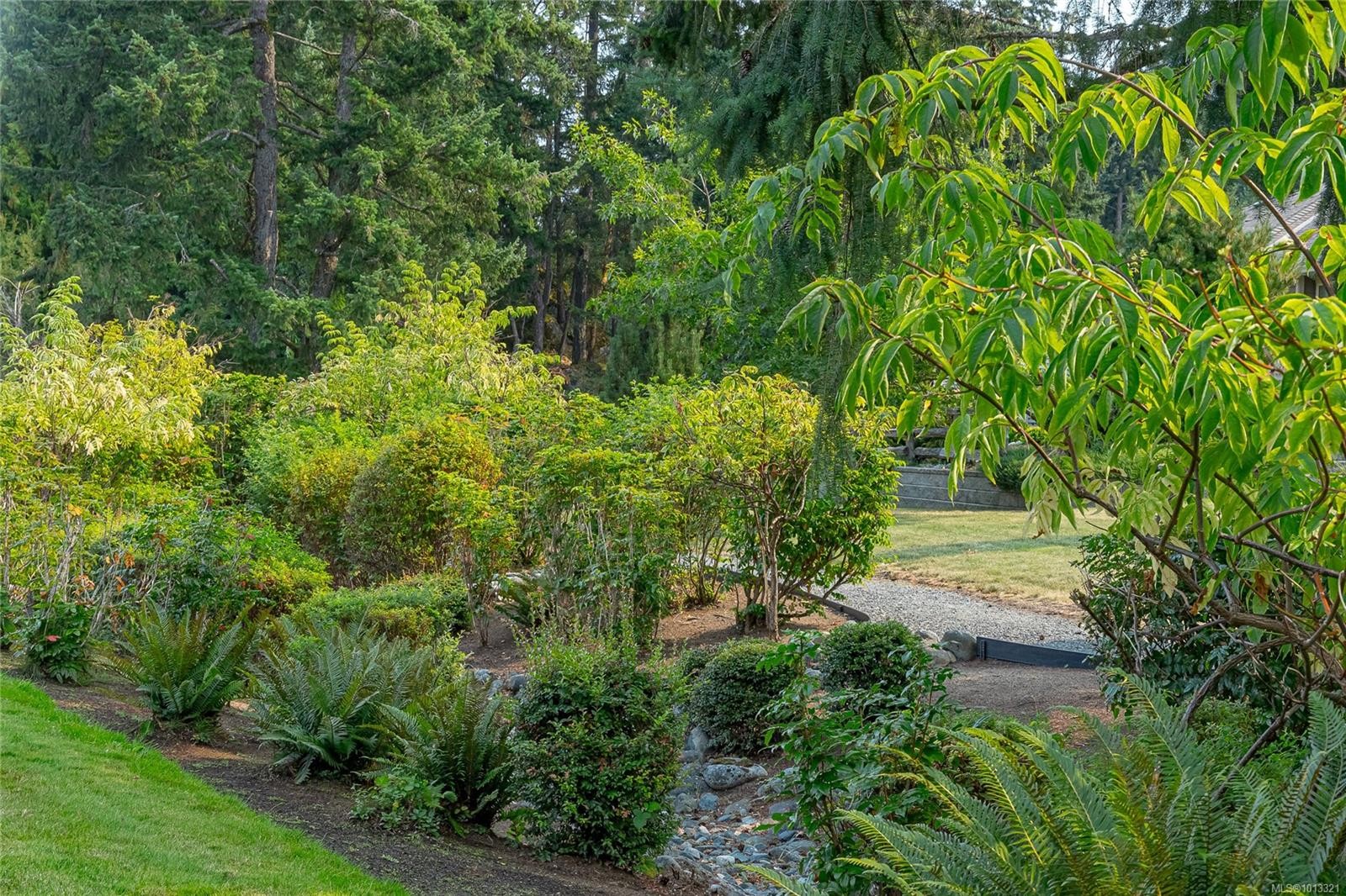 201-4436 Hedgestone Pl, Nanaimo, BC