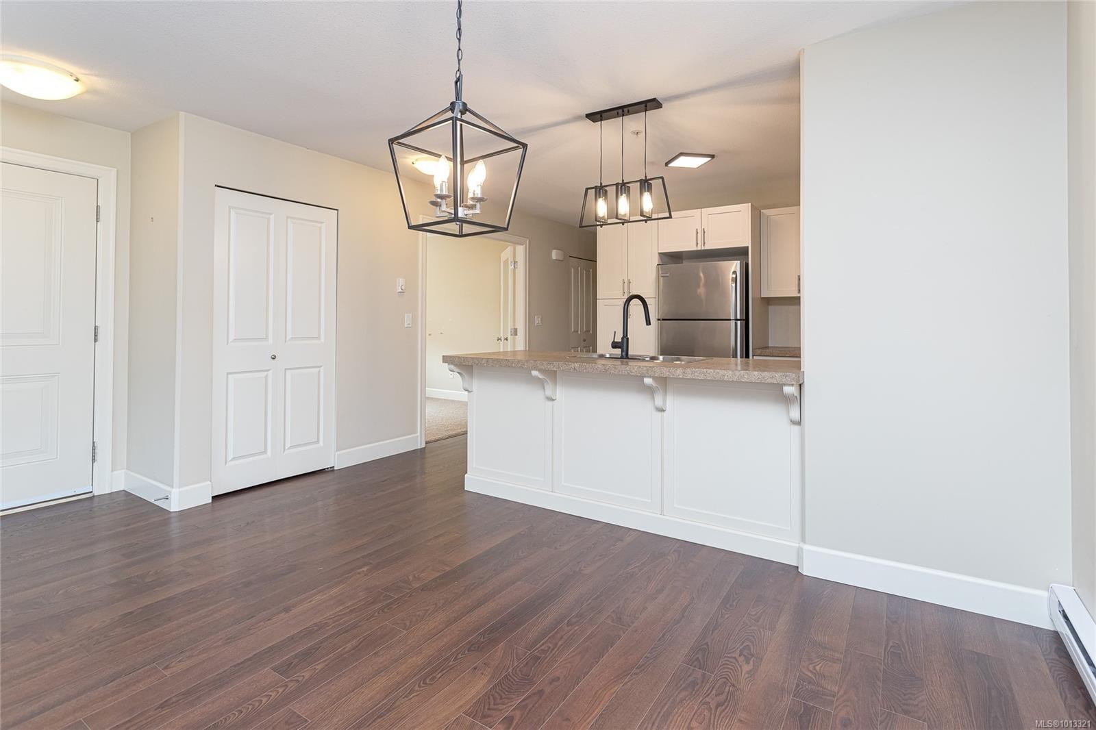 201-4436 Hedgestone Pl, Nanaimo, BC