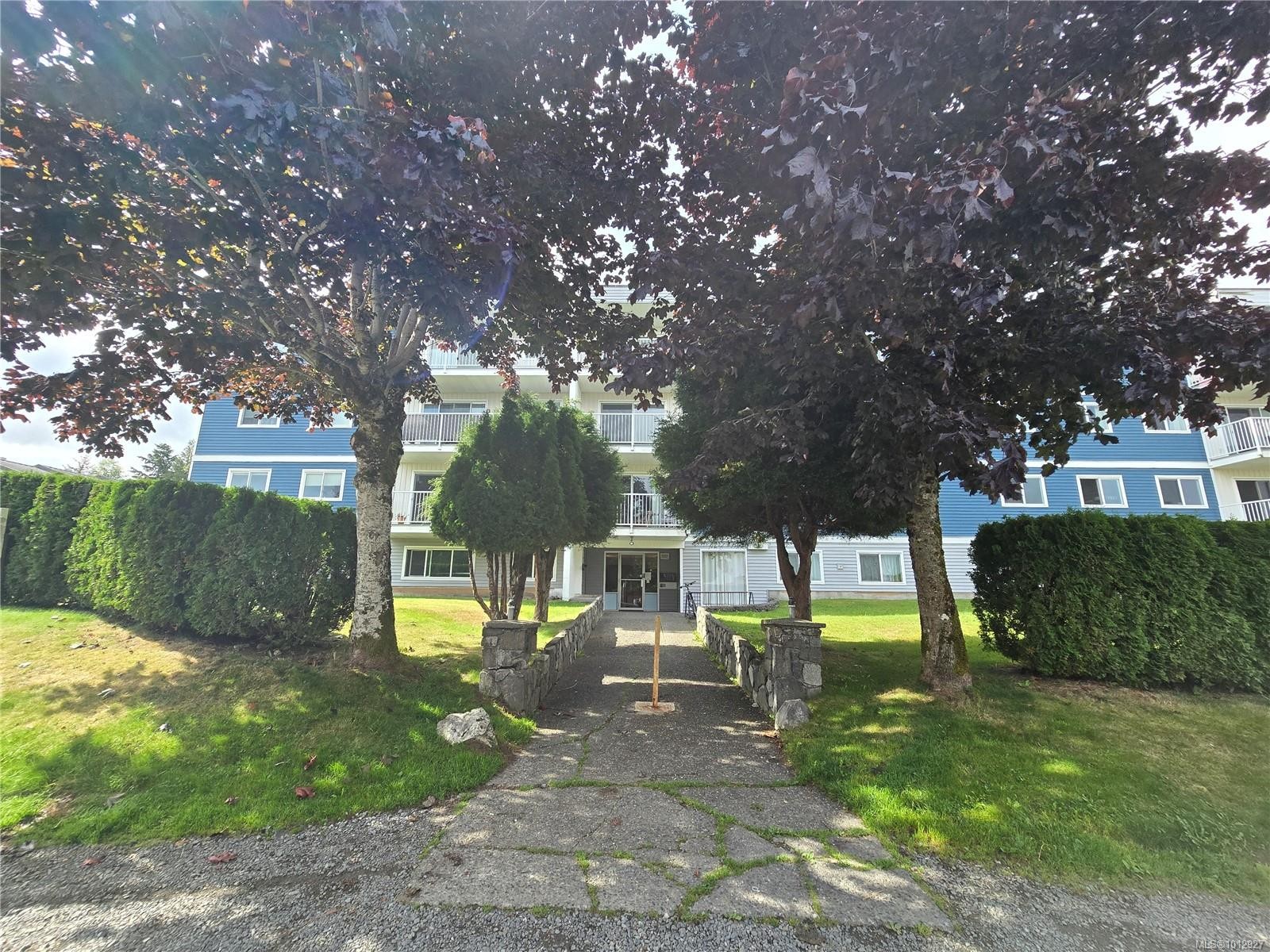 101-7450 Rupert St, Port Hardy, BC - Outdoor