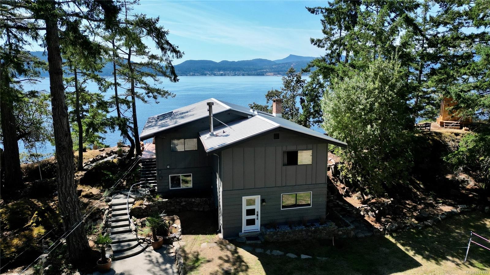 285 Mountain Park Dr, Salt Spring, BC