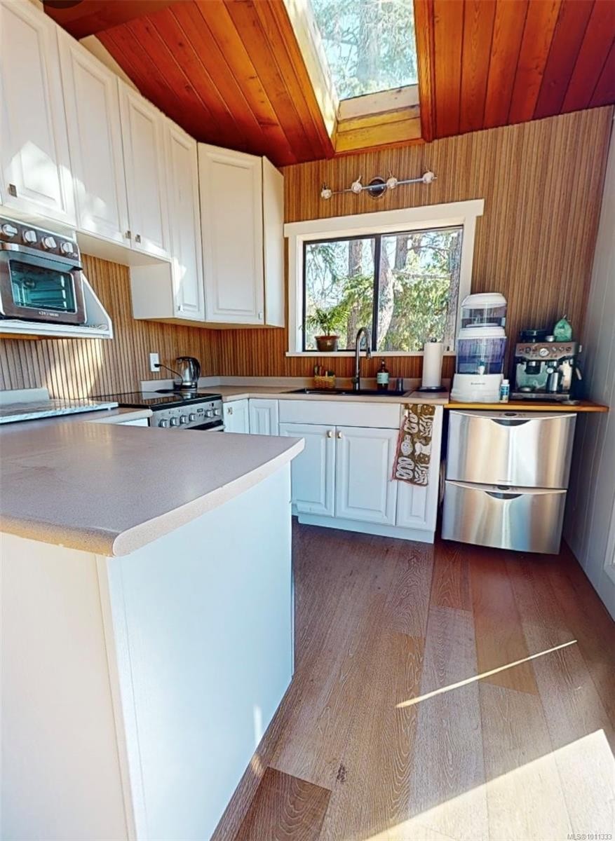 285 Mountain Park Dr, Salt Spring, BC