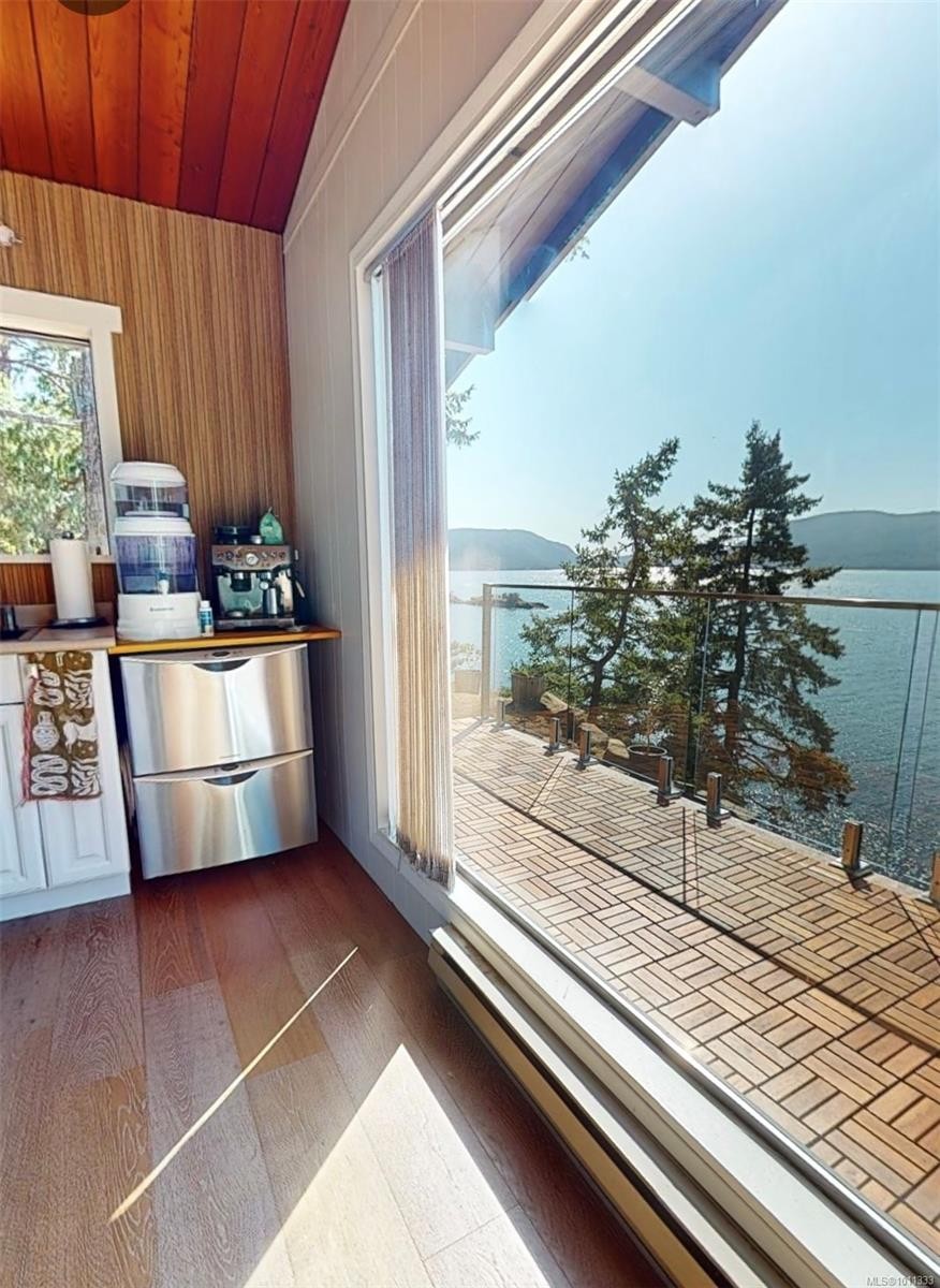 285 Mountain Park Dr, Salt Spring, BC