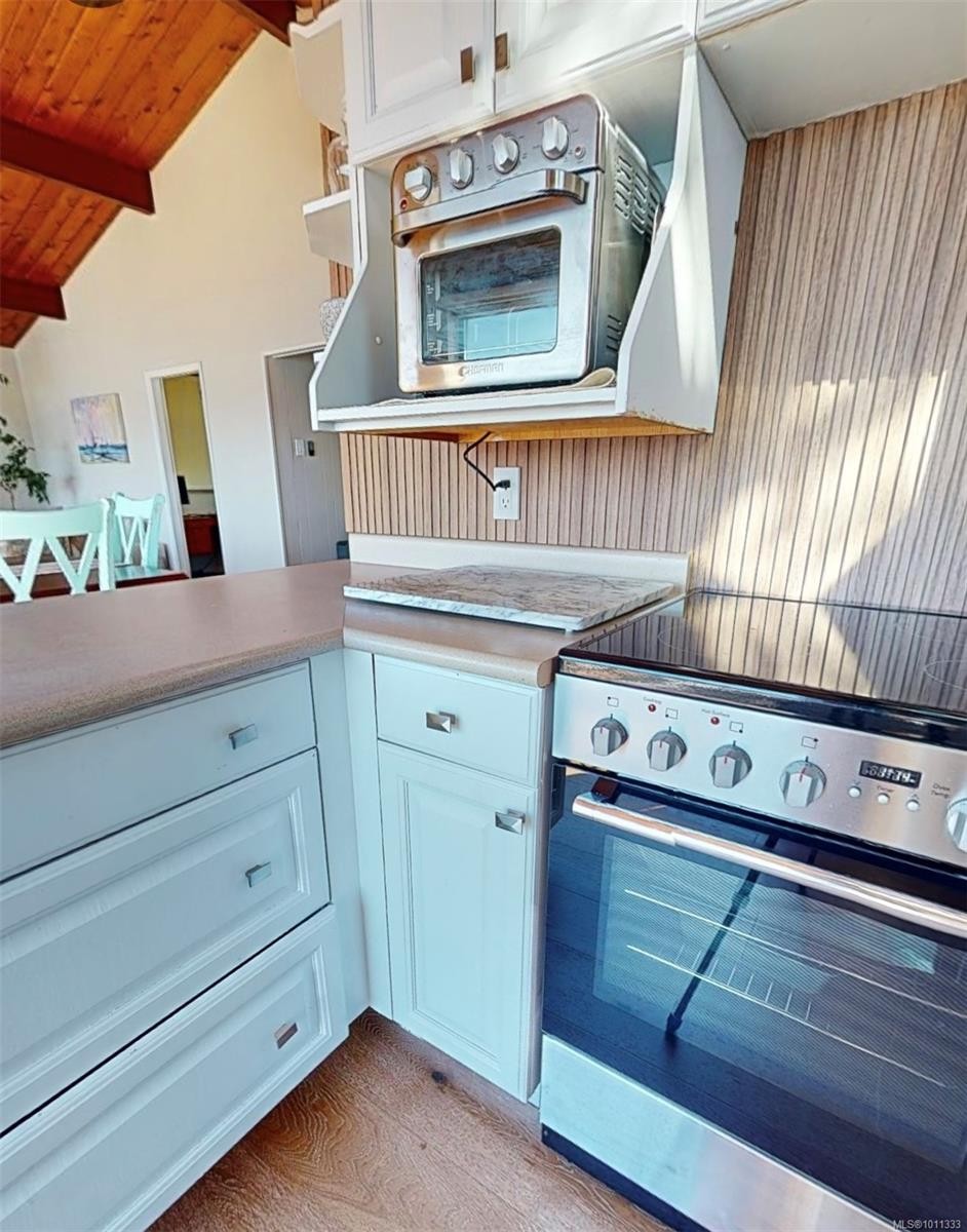 285 Mountain Park Dr, Salt Spring, BC