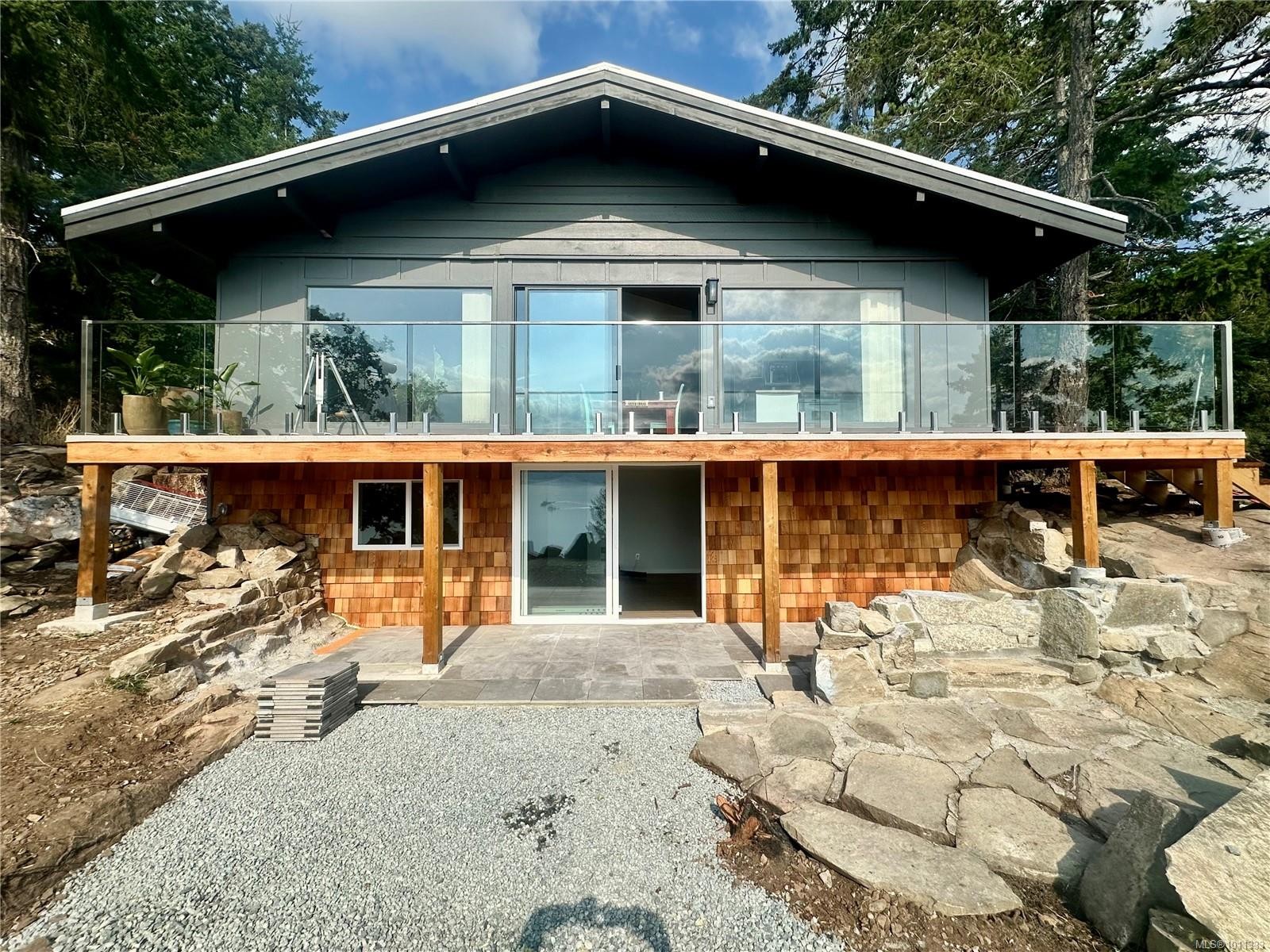 285 Mountain Park Dr, Salt Spring, BC
