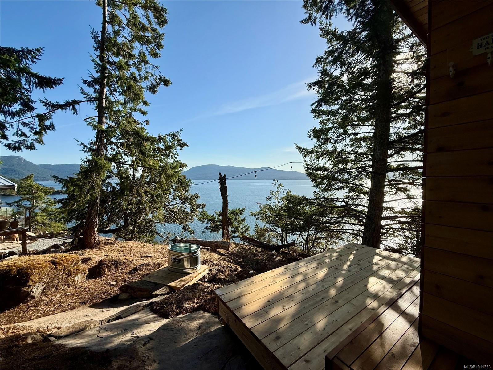 285 Mountain Park Dr, Salt Spring, BC