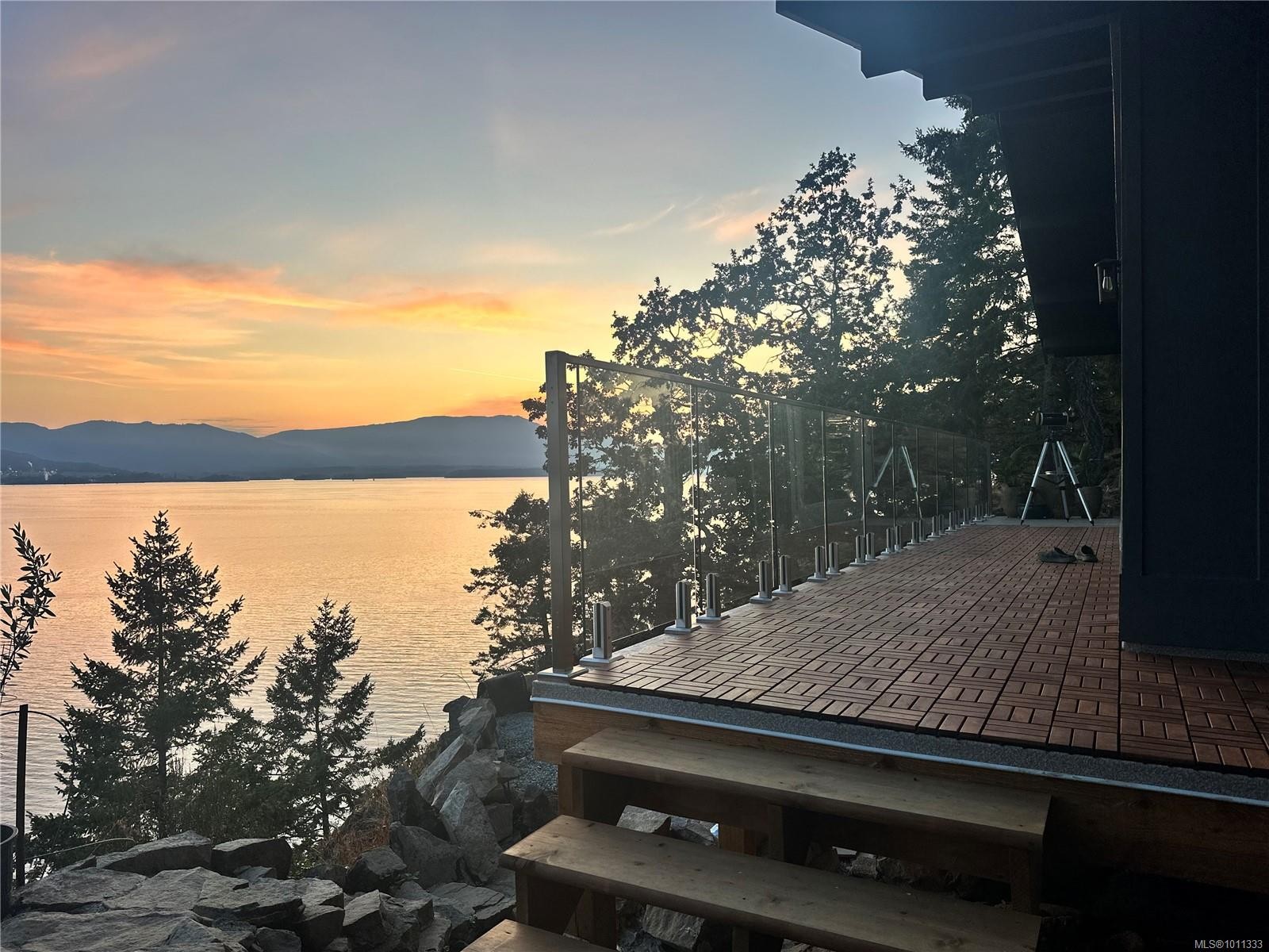 285 Mountain Park Dr, Salt Spring, BC