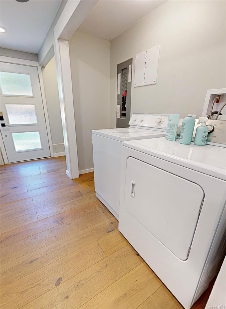 285 Mountain Park Dr, Salt Spring, BC