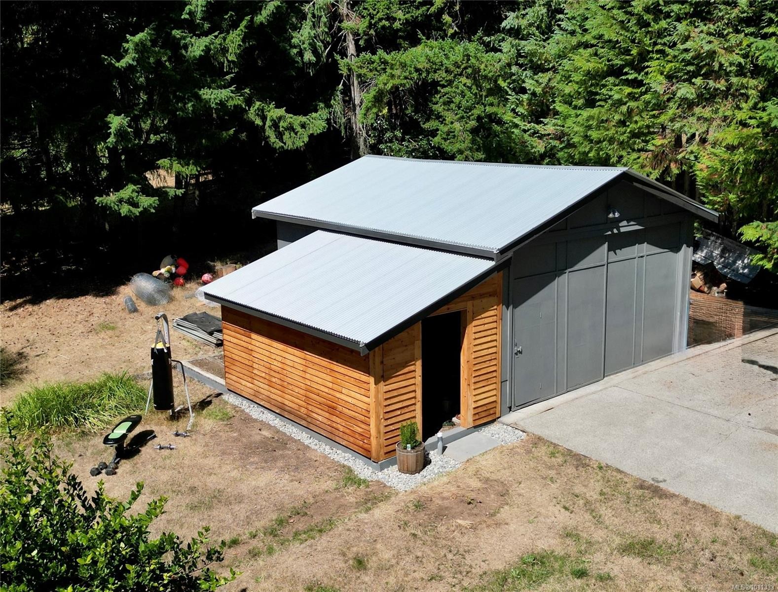 285 Mountain Park Dr, Salt Spring, BC